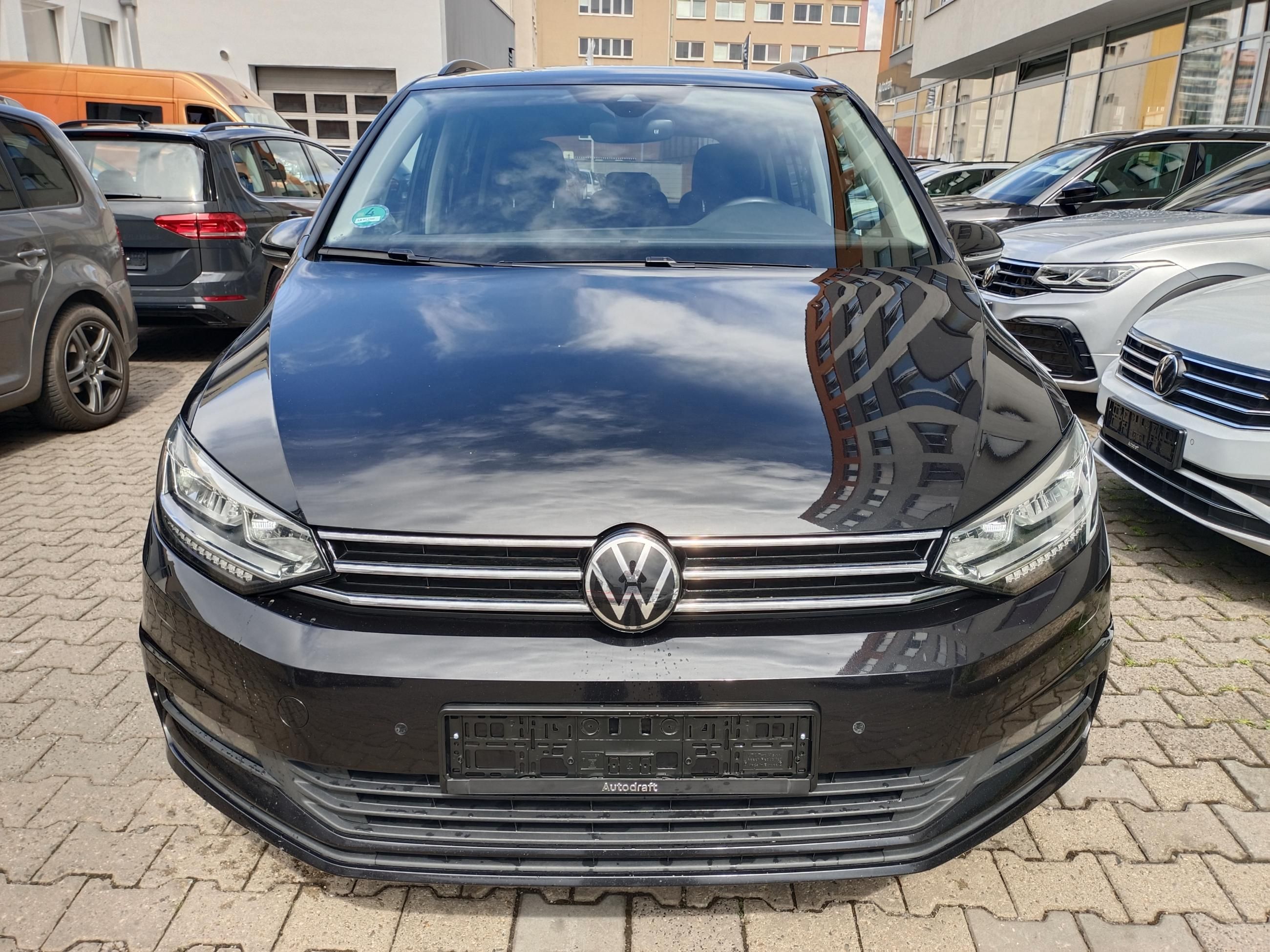 Volkswagen Touran, 2.0 TDI 110kW DSG / ALU 16'' - fotka 2