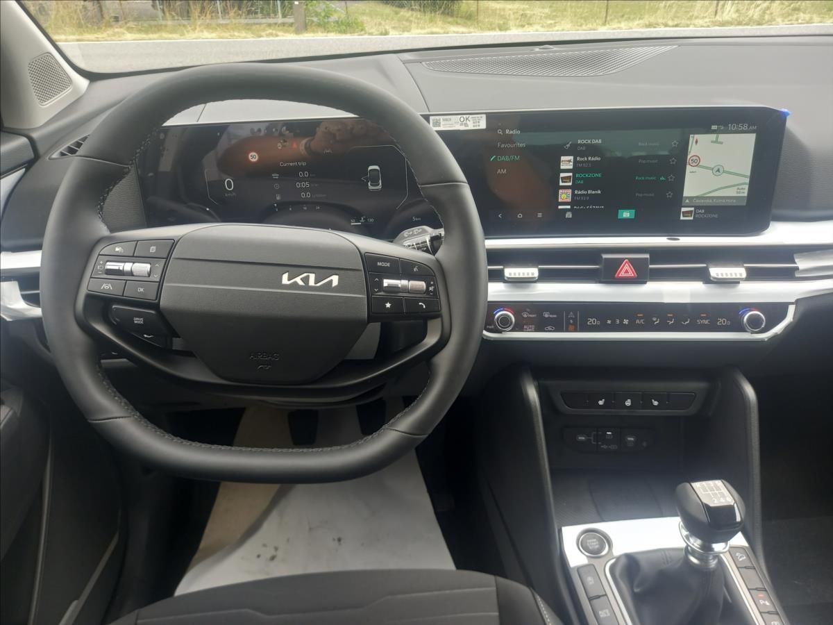 Kia Sportage, 1,6 T-GDi GPF 4x2 TOP (2026) - fotka 6