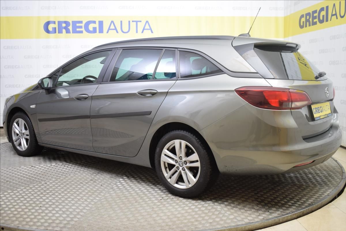 Opel Astra, 1,5 CDTi 1.MAJITEL,PR.SERVIS - fotka 5
