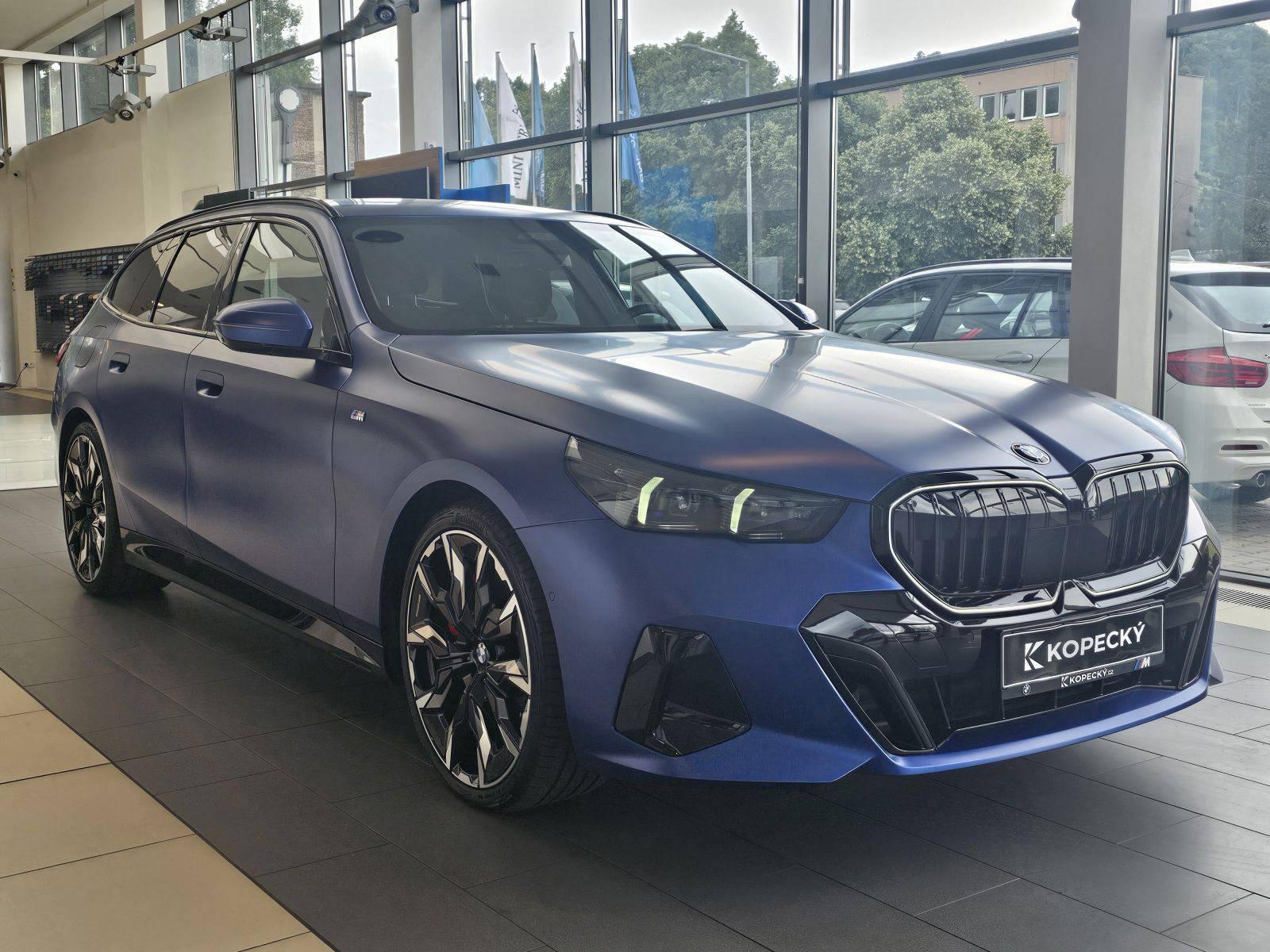 BMW Řada 5, 540d xDrive - fotka 3