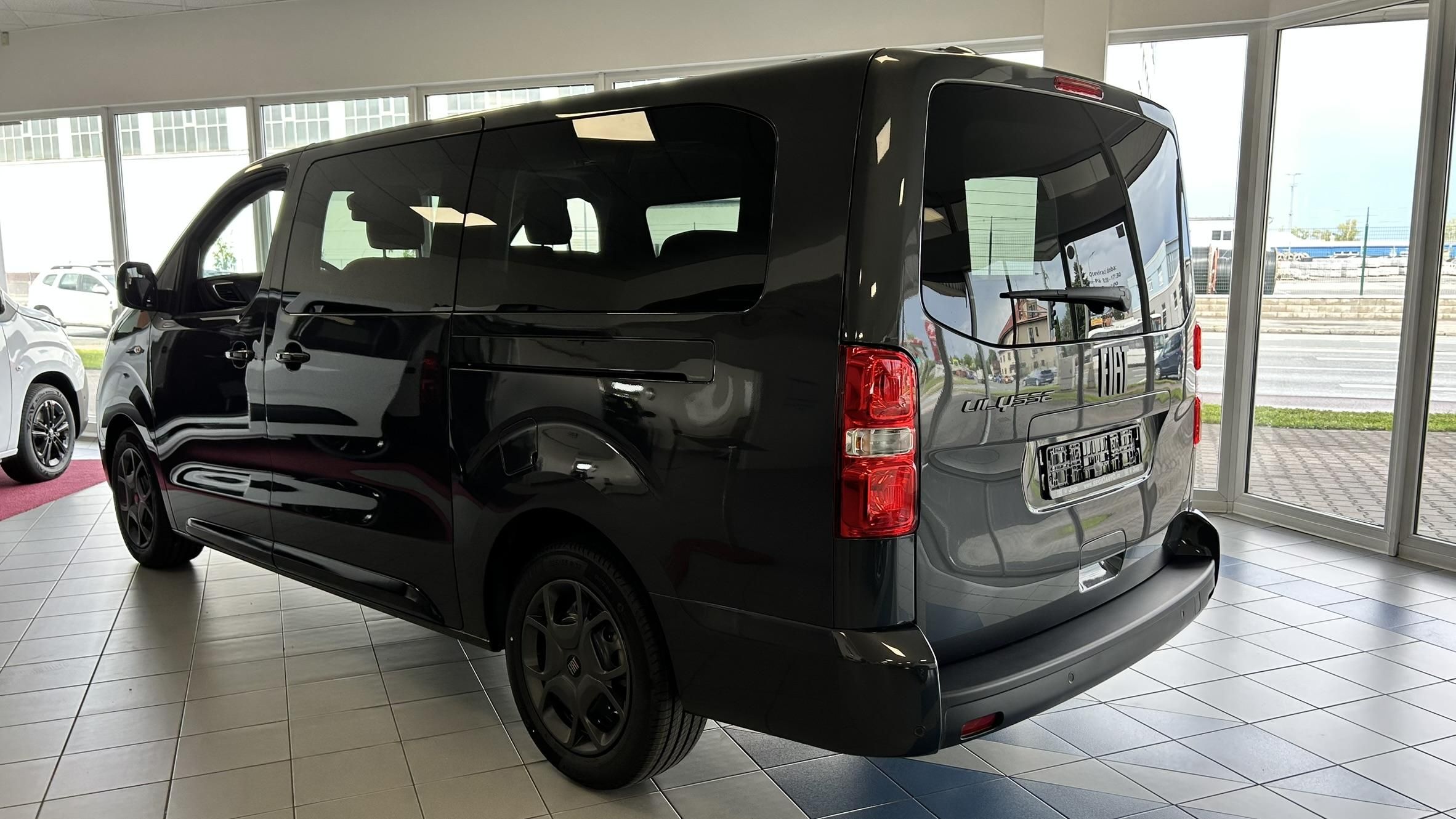 Fiat Ulysse, 2.2MTJ 180k 8AT L3 - fotka 5