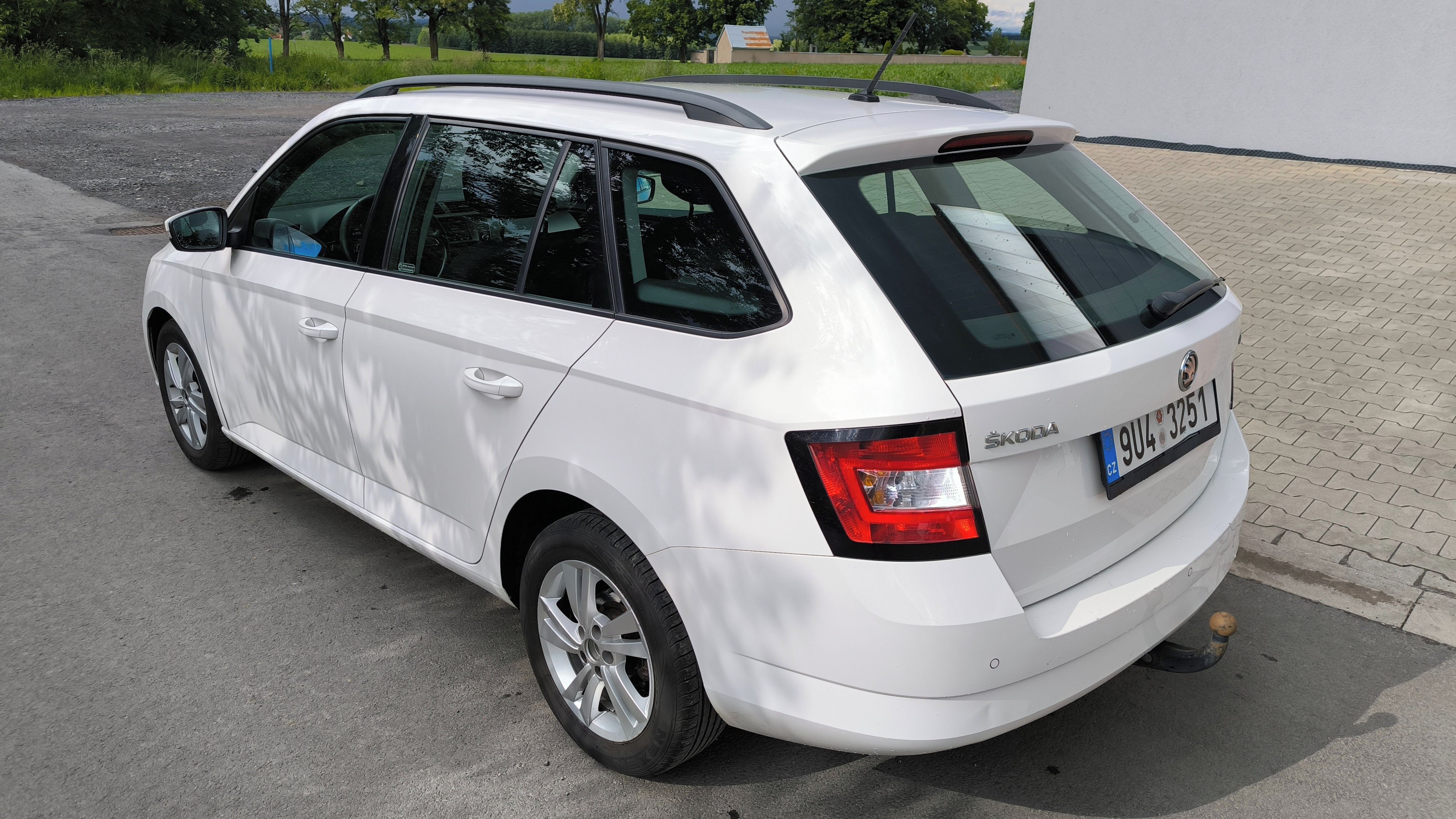 Škoda Fabia, Benzín 81 Kw 6kv. atická klima - fotka 4