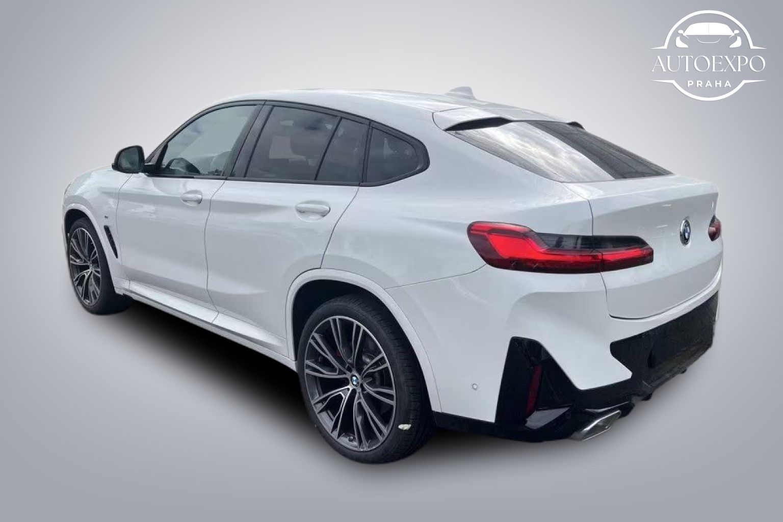 BMW X4, xDr 20d M SPORT - fotka 4