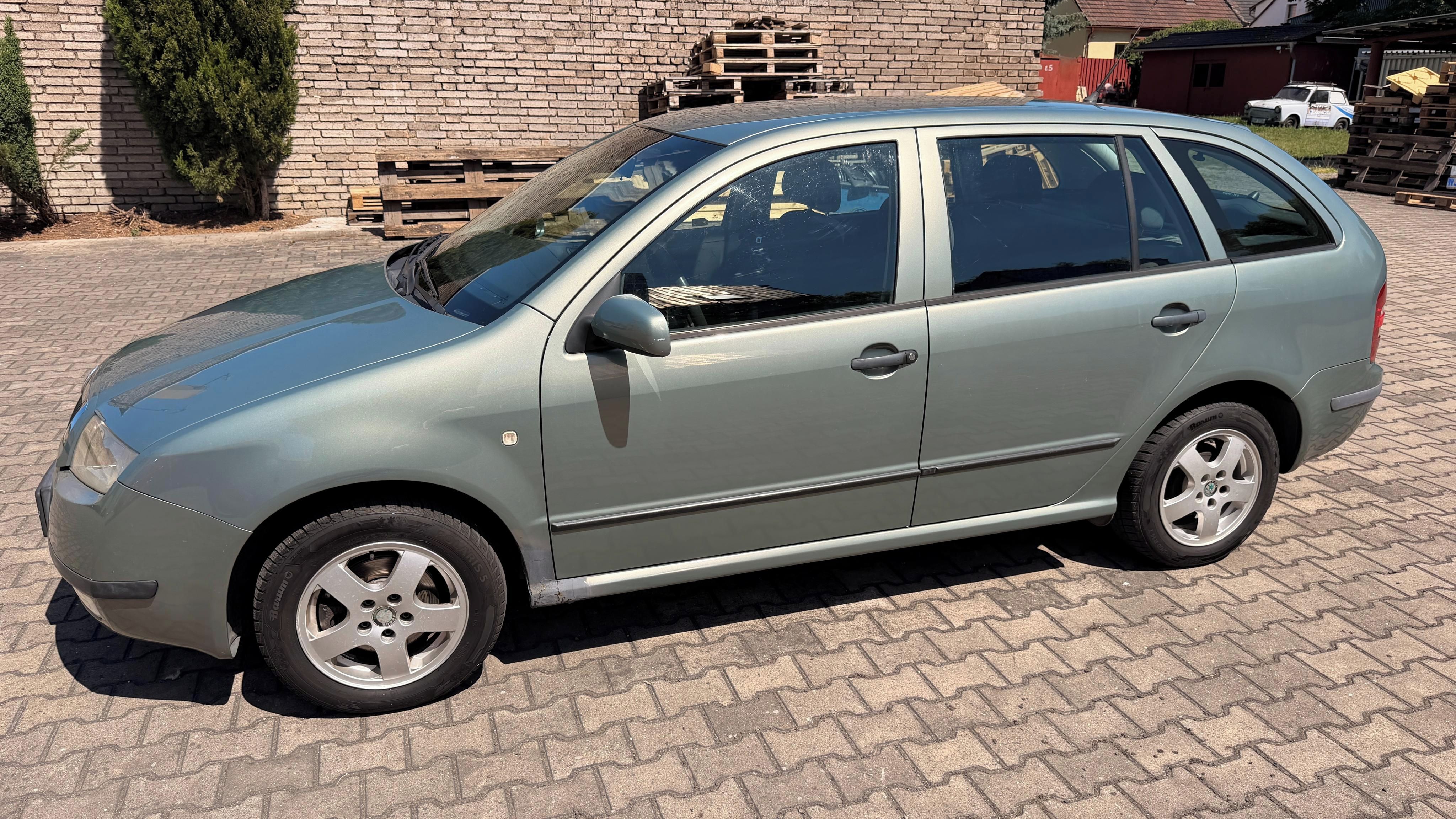 Škoda Fabia, 1.9 SDI TAŽNÉ STK 2/28 - fotka 3