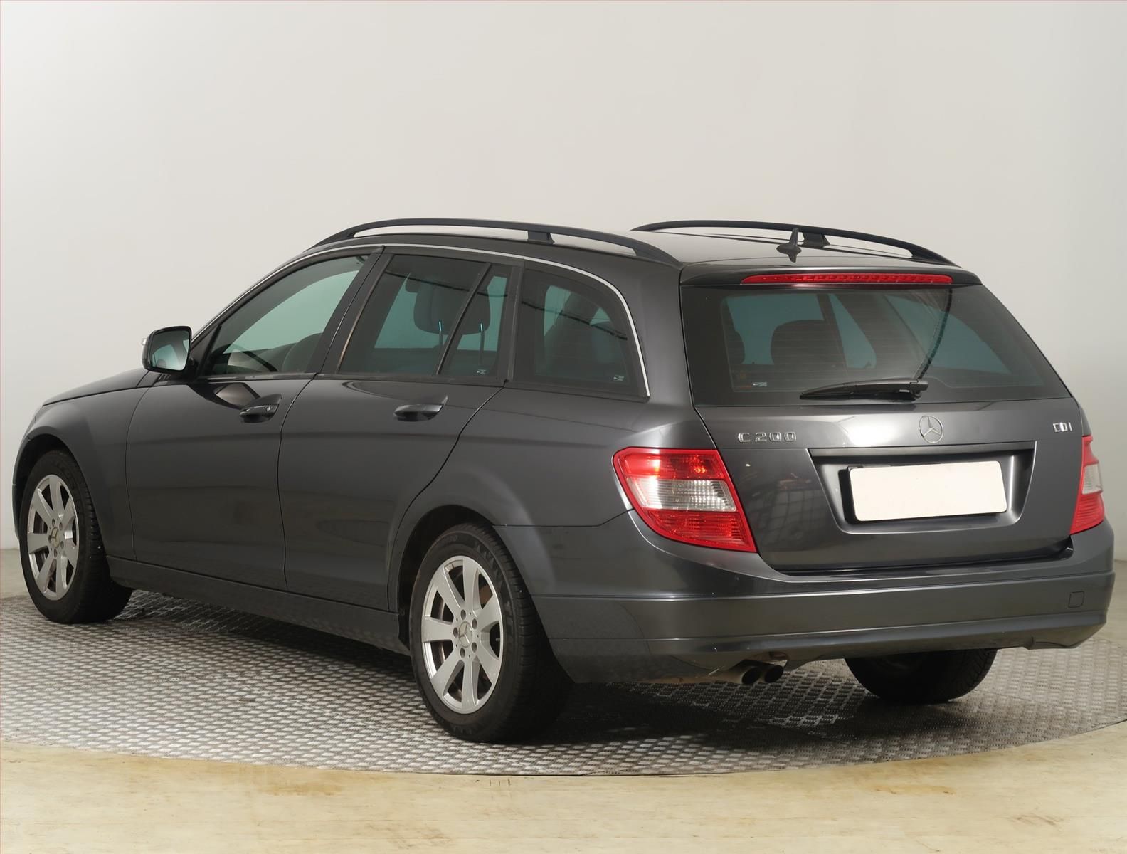 Mercedes-Benz Třídy C, 200 CDI, po STK - fotka 4