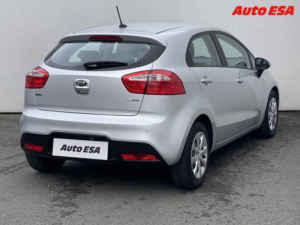 Kia Rio, 1.4,Edition - fotka 4
