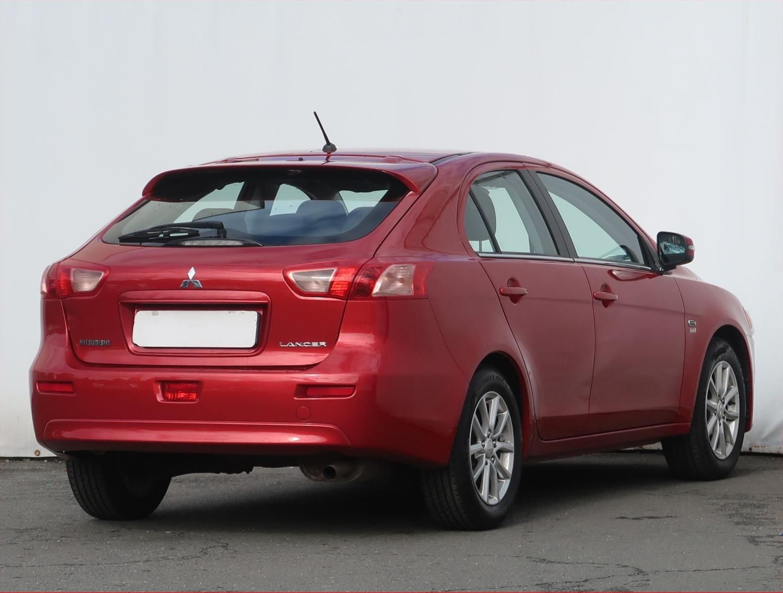 Mitsubishi Lancer, 1.6 MIVEC, ČR,1.maj - fotka 5
