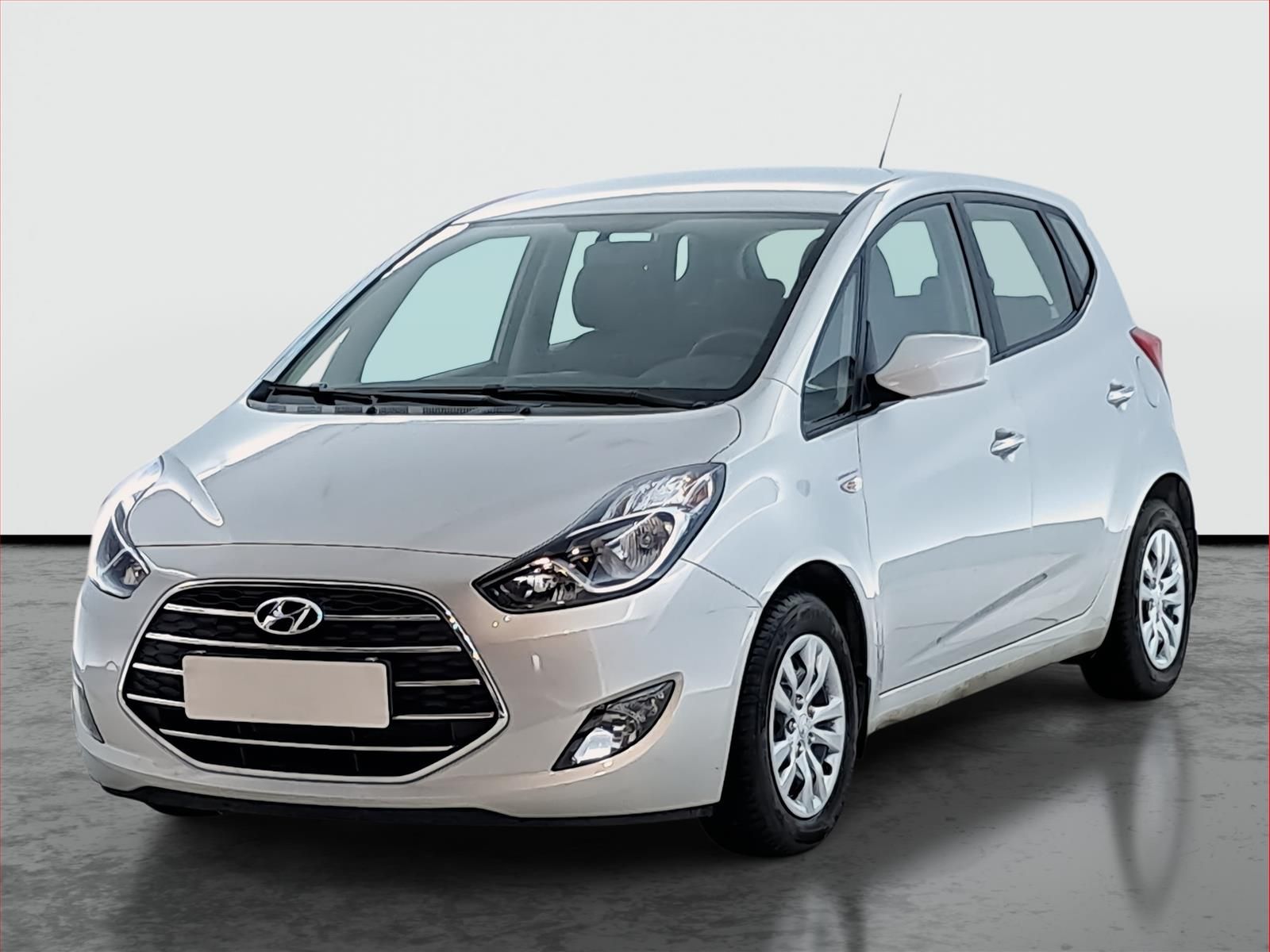 Hyundai ix20, 1.4 CVVT, ČR,1.maj - fotka 2