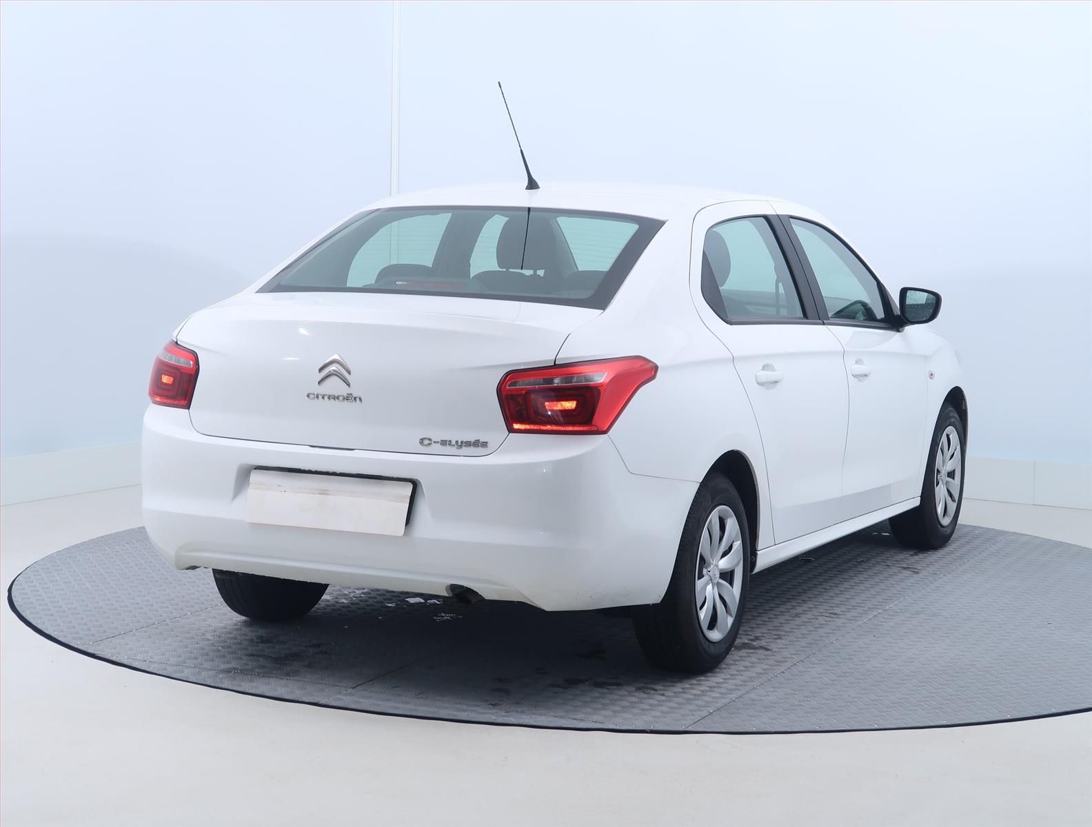 Citroën C-Elysée, 1.2 PureTech, Tendance, ČR - fotka 5