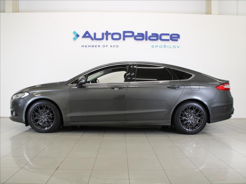 Ford Mondeo, 2,0 TDCi 132kW AT Pano. Kůže - fotka 5
