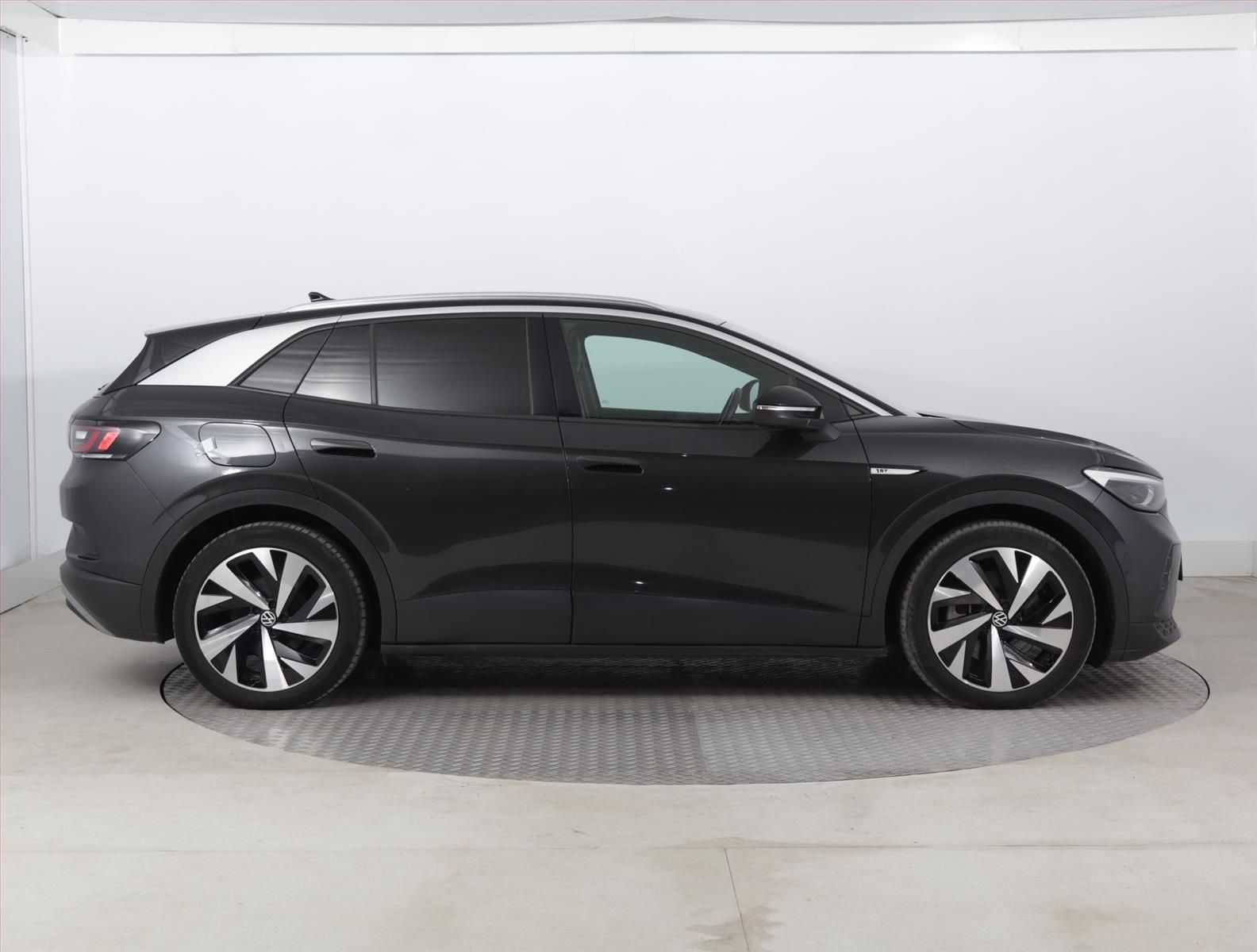 Volkswagen ID.4, 1st (82 kWh), SoH 92% - fotka 6