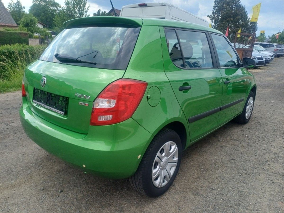 Škoda Fabia, 1,2 Cool Edition - fotka 4