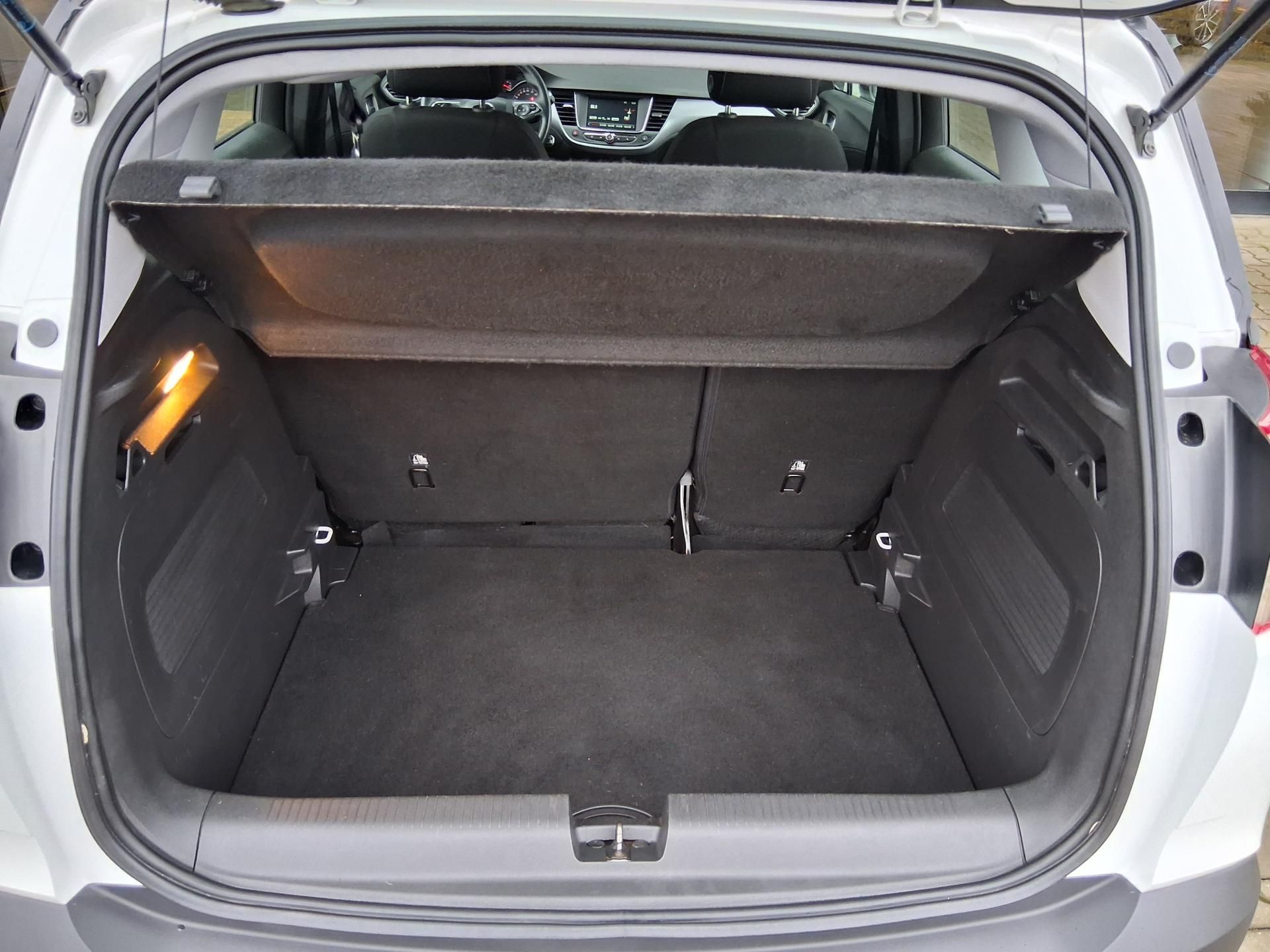 Opel Crossland X, SMILE 1.2 TURBO 96 kW - fotka 6