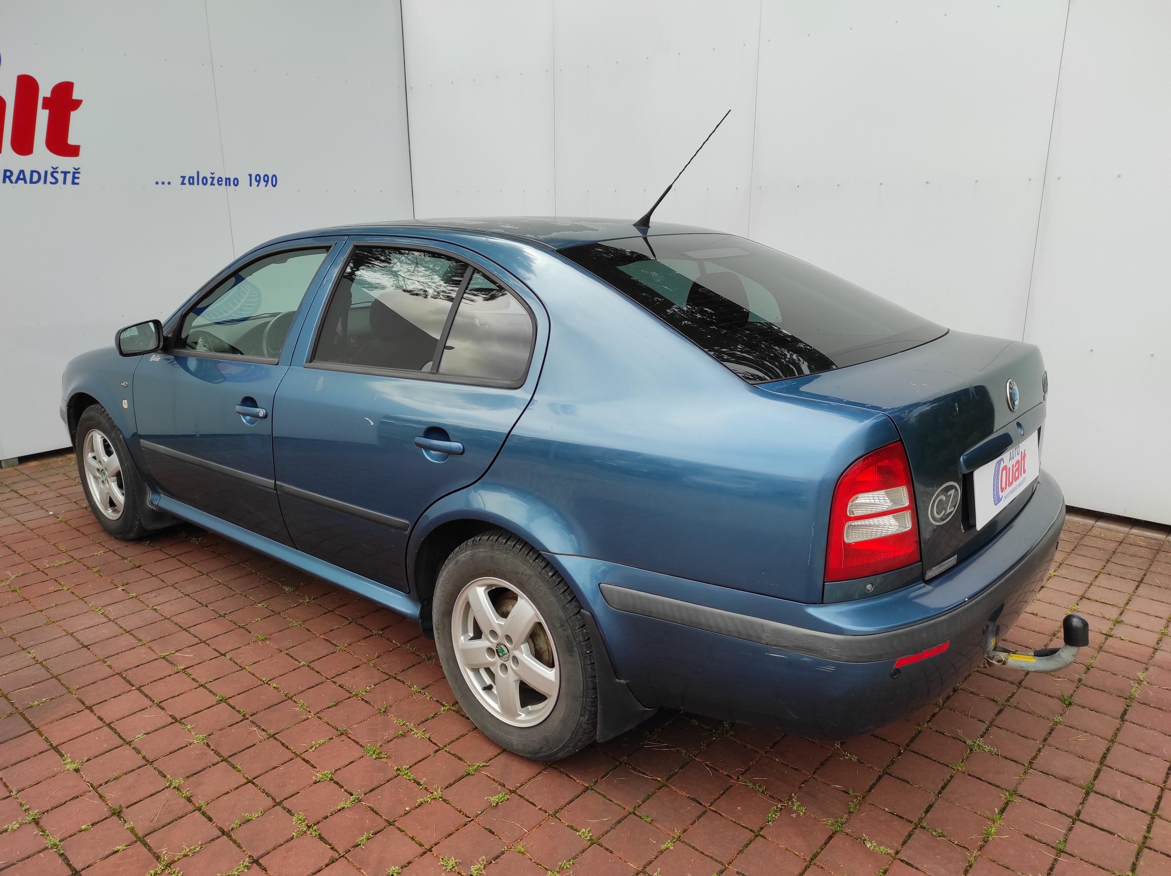 Škoda Octavia, 1.6 MPi ČR, KLIMA, ZÁVĚS - fotka 6
