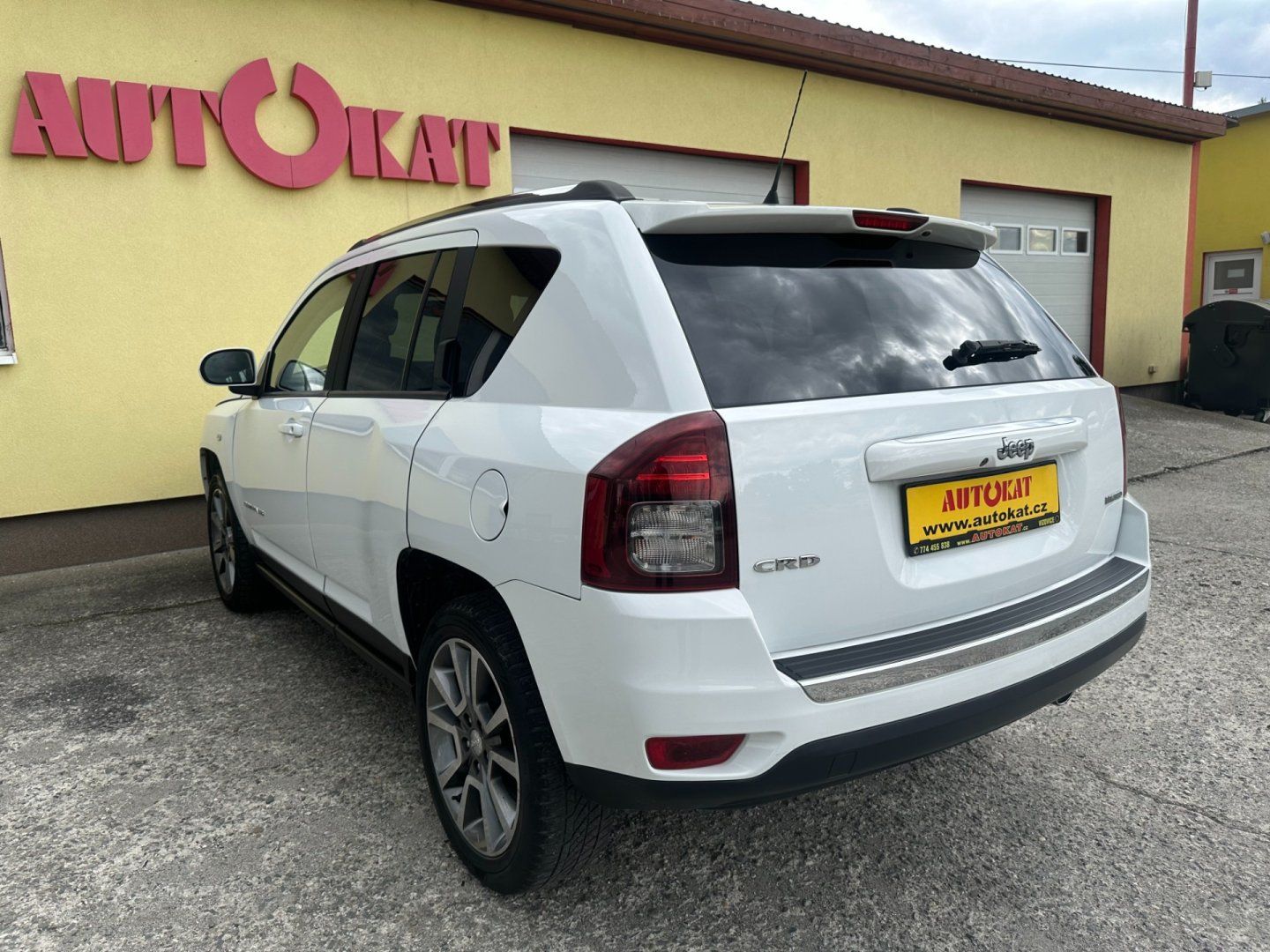 Jeep Compass, 2.2CRDi NAVI/VÝHŘEV/1 MAJ - fotka 5