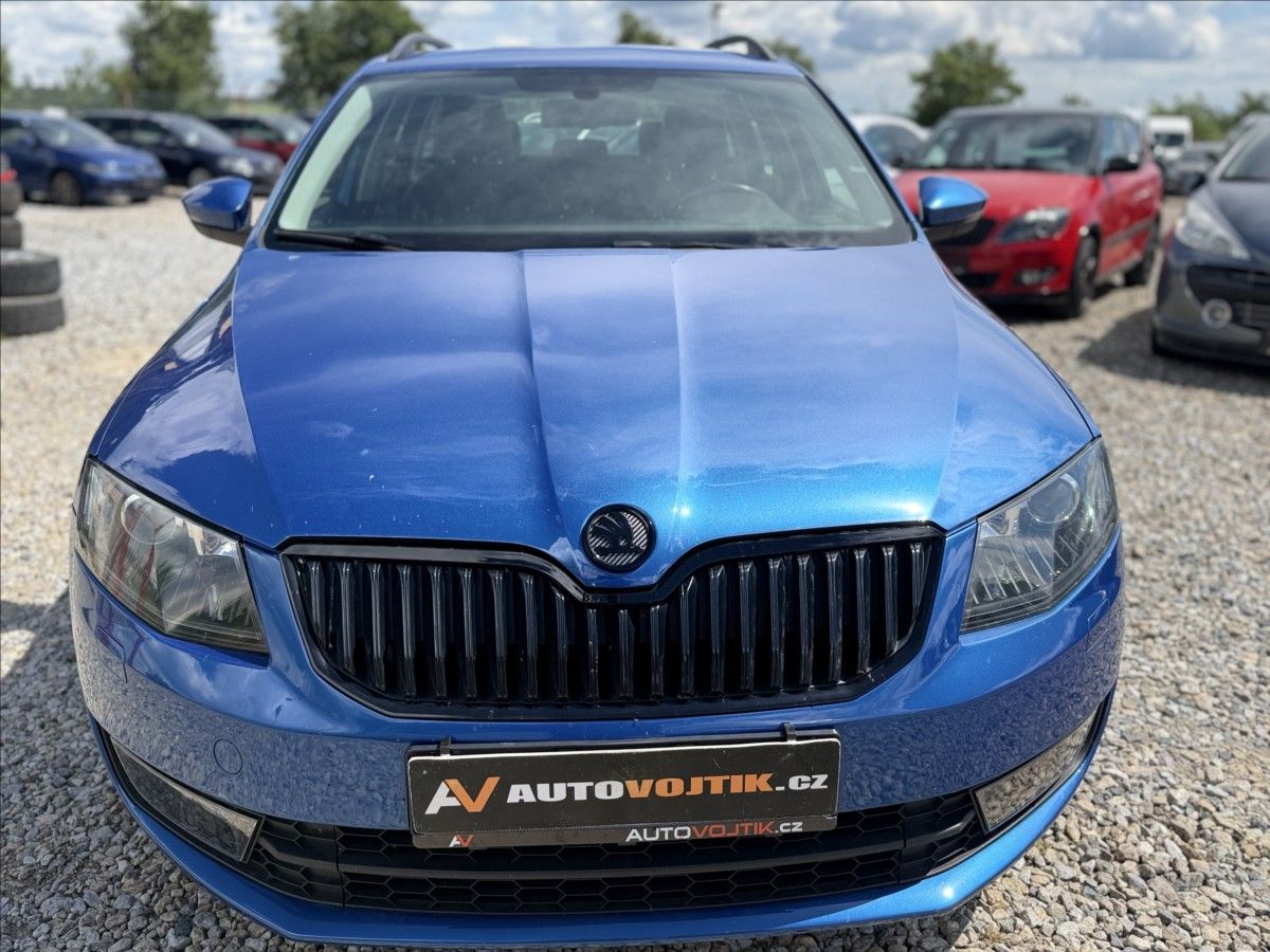 Škoda Octavia, 2,0 TDI 110kW DSG XENONY - fotka 2