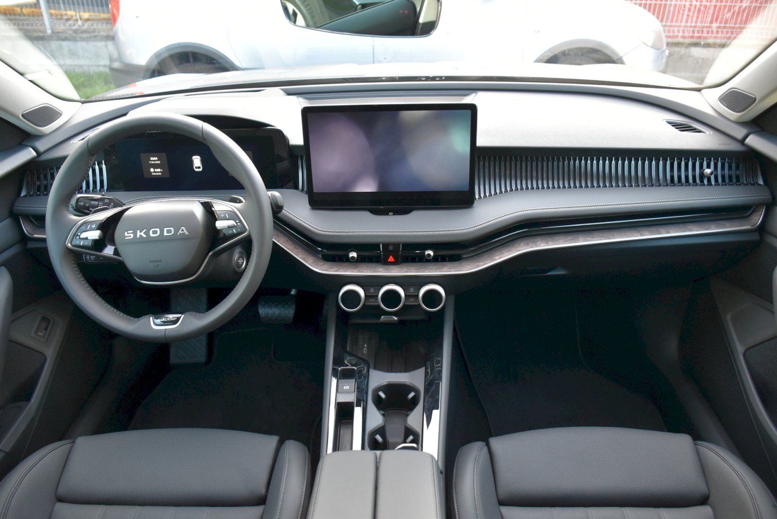 Škoda Superb, Combi Laurin & Klement 2,0 TDI - fotka 5