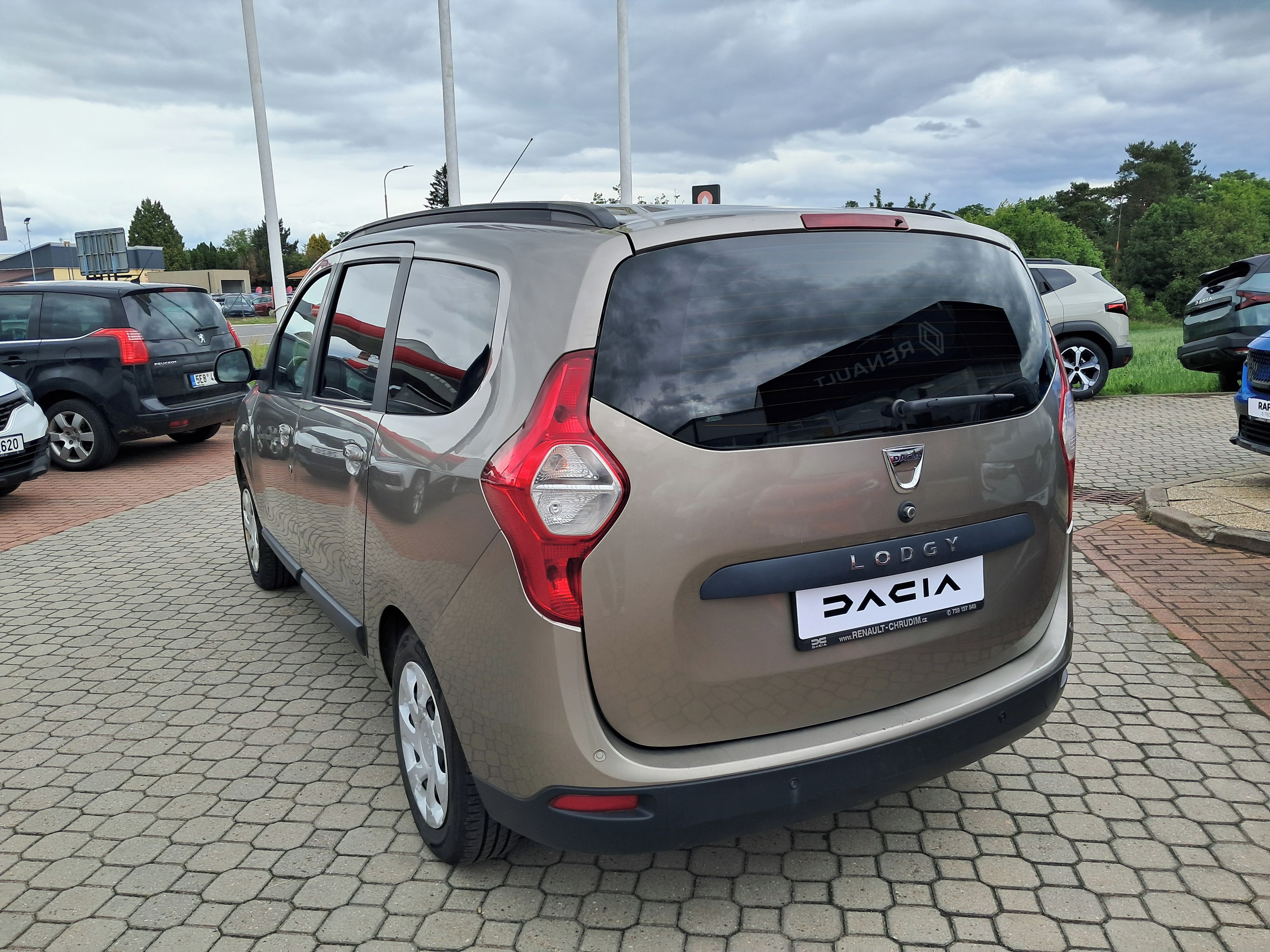 Dacia Lodgy, 1.6/75kW/1.maj./ČR/2015 - fotka 3
