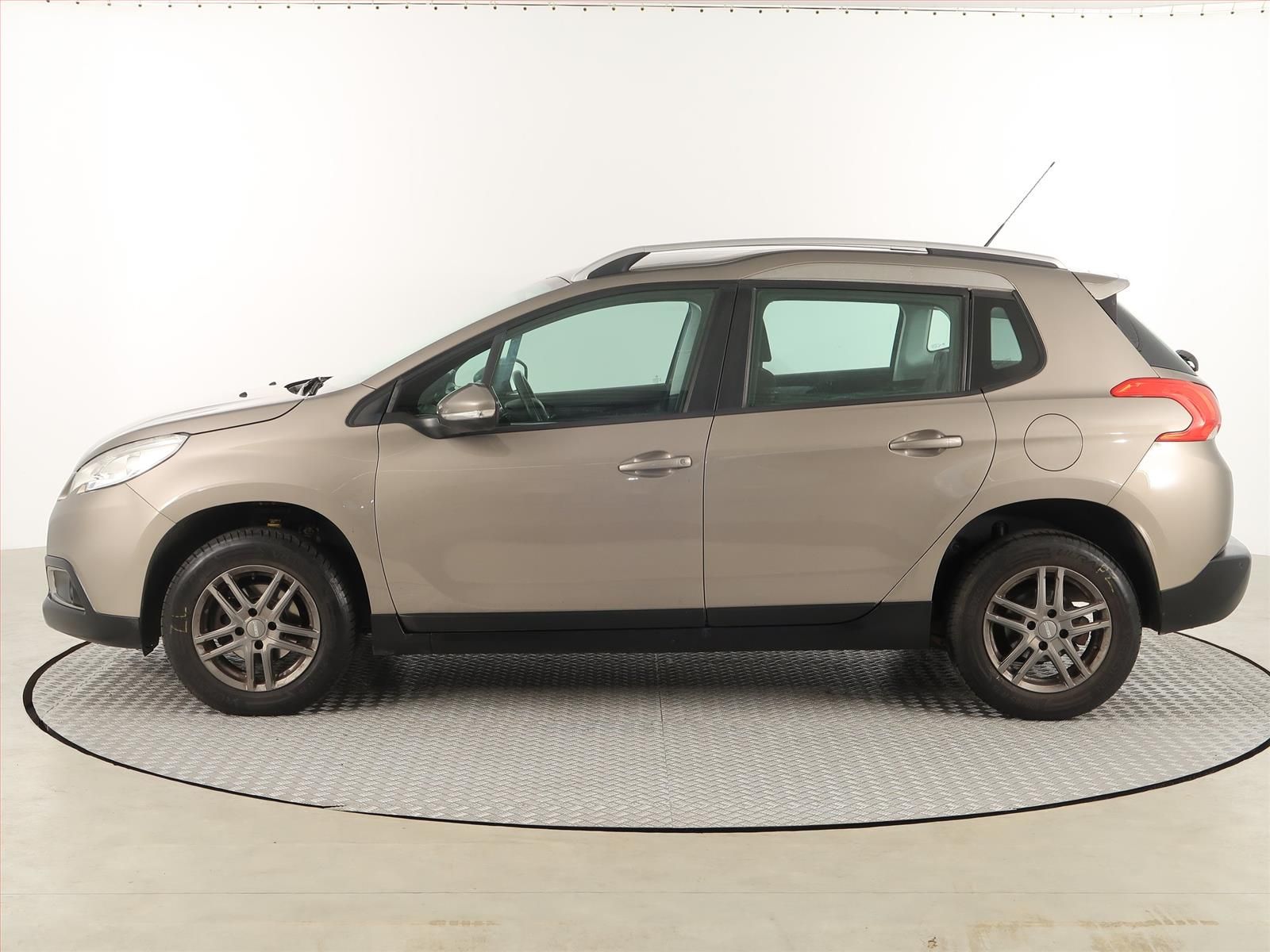 Peugeot 2008, 1.4 HDi - fotka 3