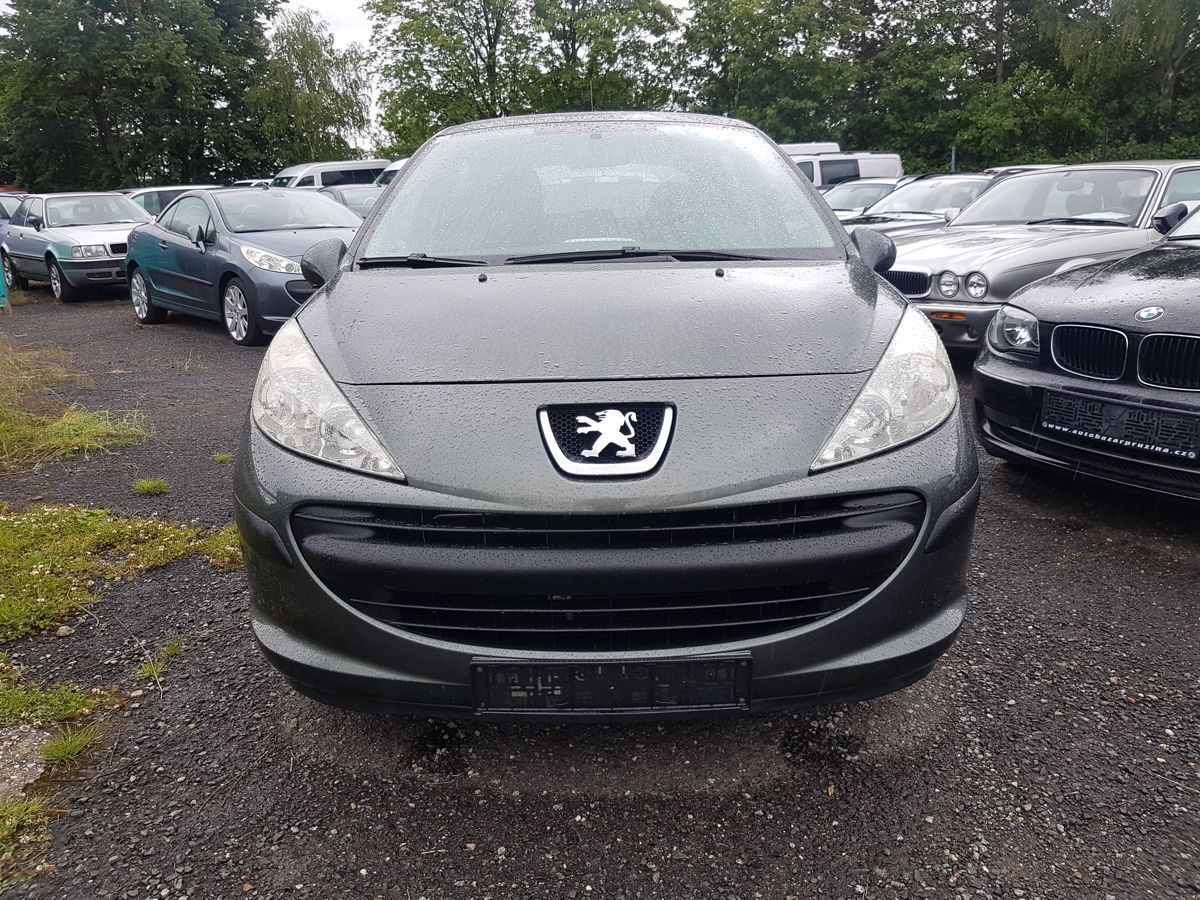 Peugeot 207, 1.4i 54KW KLIMA HEZKÝ - fotka 2
