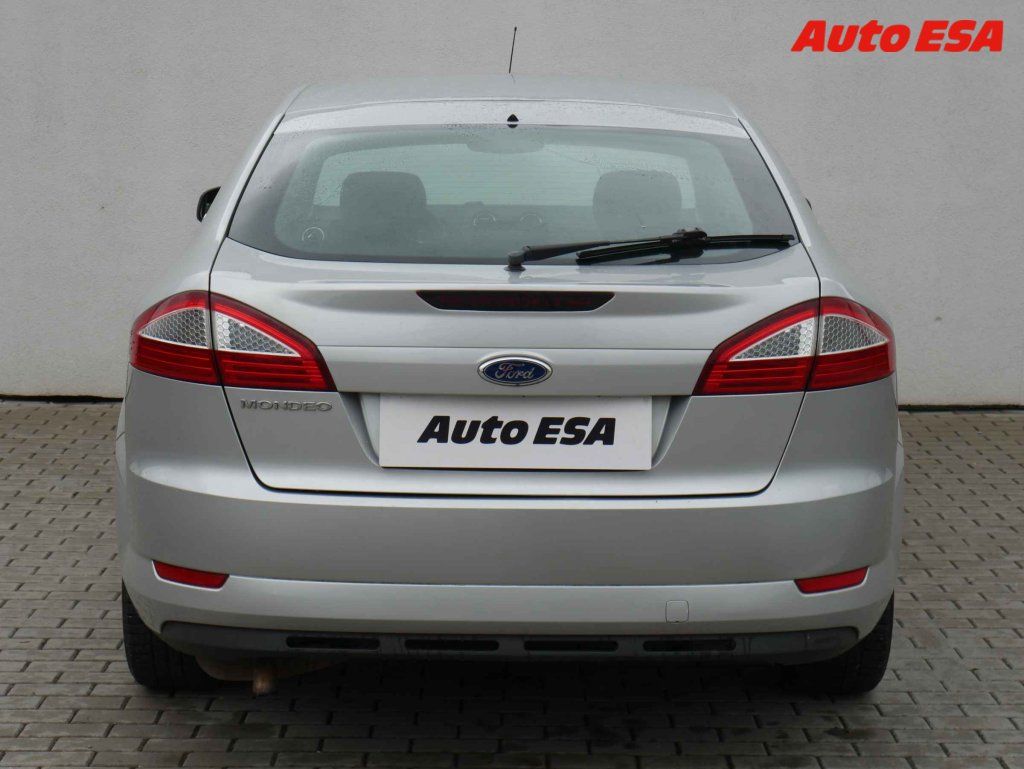 Ford Mondeo, 2.0 - fotka 5