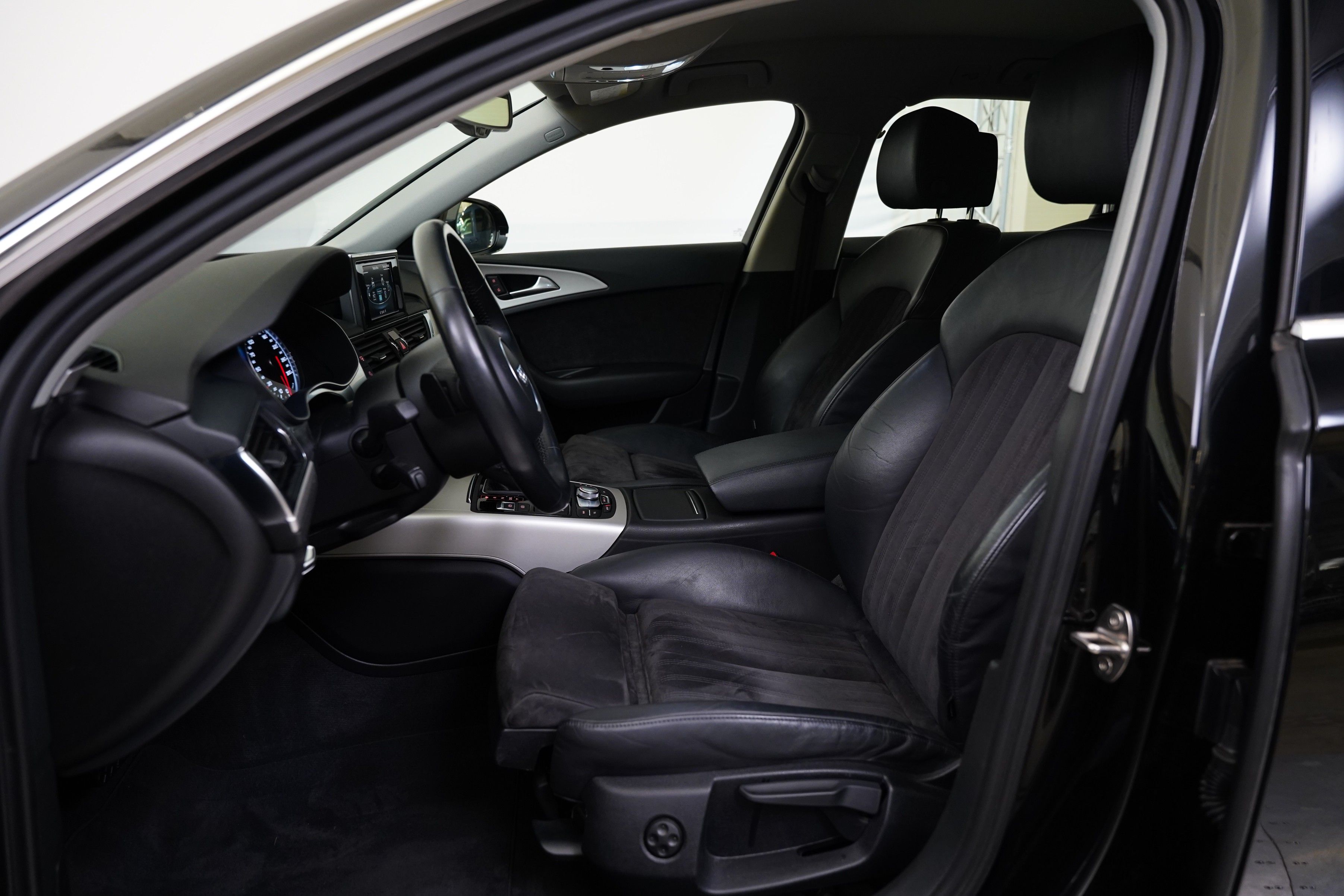 Audi A6, 2.0 TDI 140kW quattro S-tronic - fotka 5