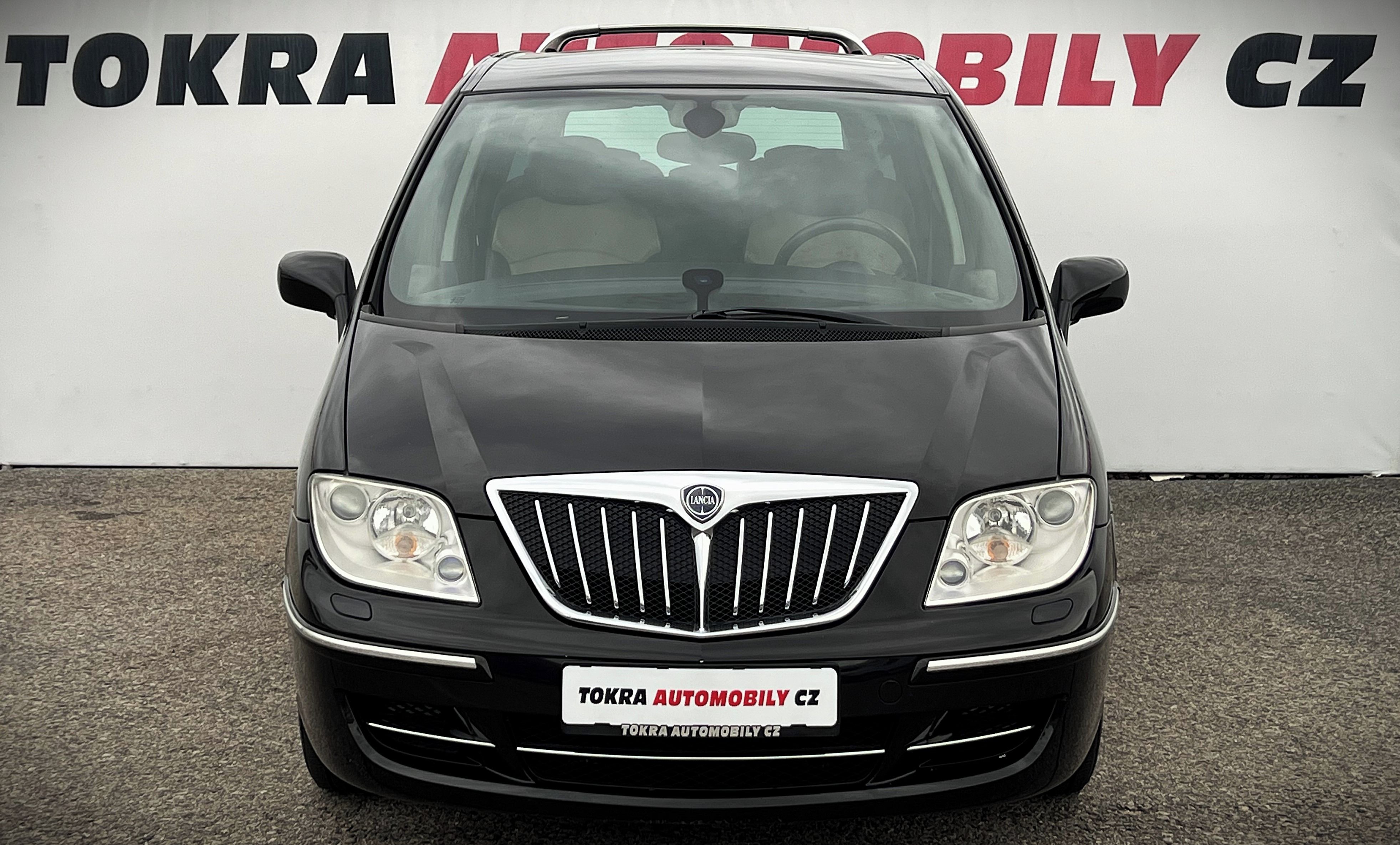 Lancia Phedra, 2.2JTD A/T Emblema Kůže 7míst - fotka 2