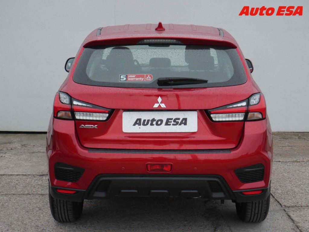 Mitsubishi ASX, 2.0 MIVEC,ČR,AC,temp - fotka 5