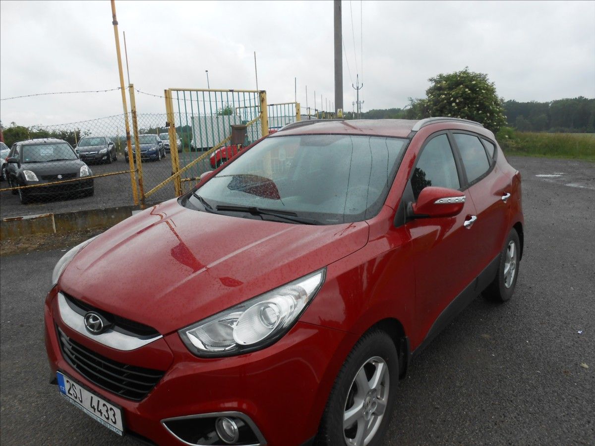 Hyundai ix35, 2,0 100 kW CZ Serviska 4 x 4 - fotka 3
