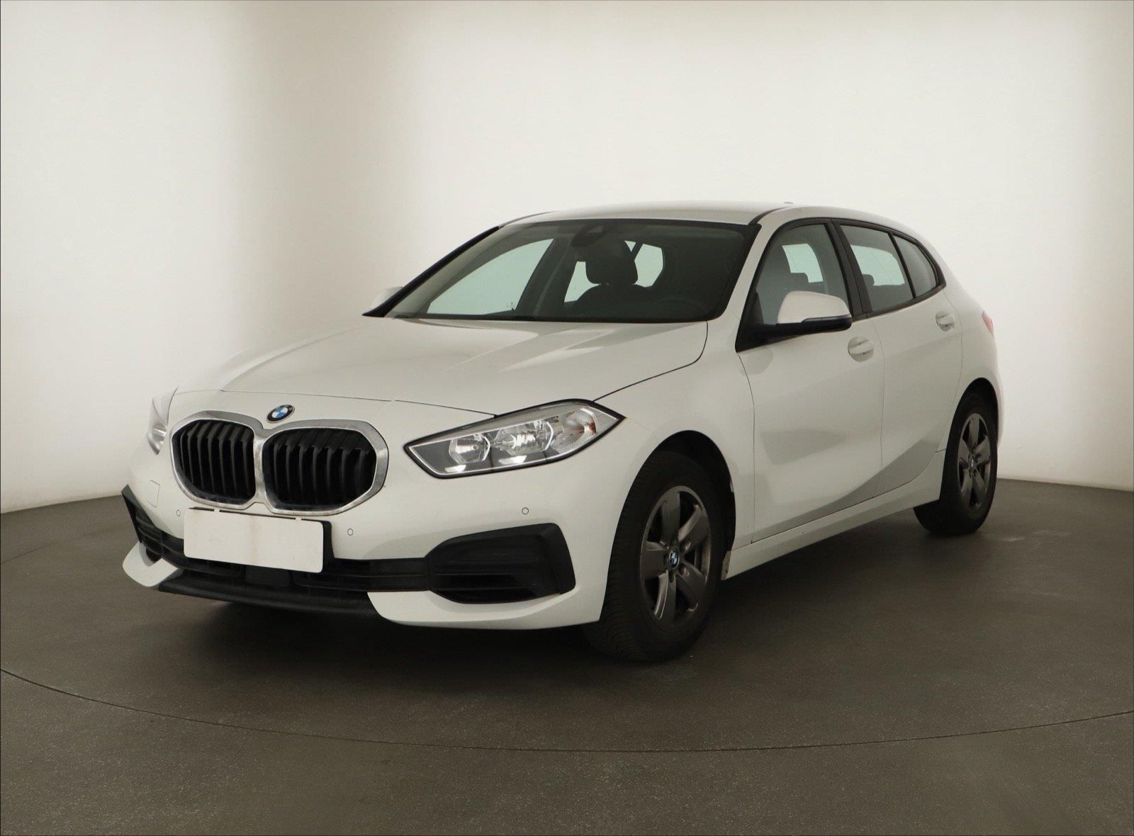 BMW Řada 1, 118i, ČR,1.maj, Serv.kniha - fotka 2