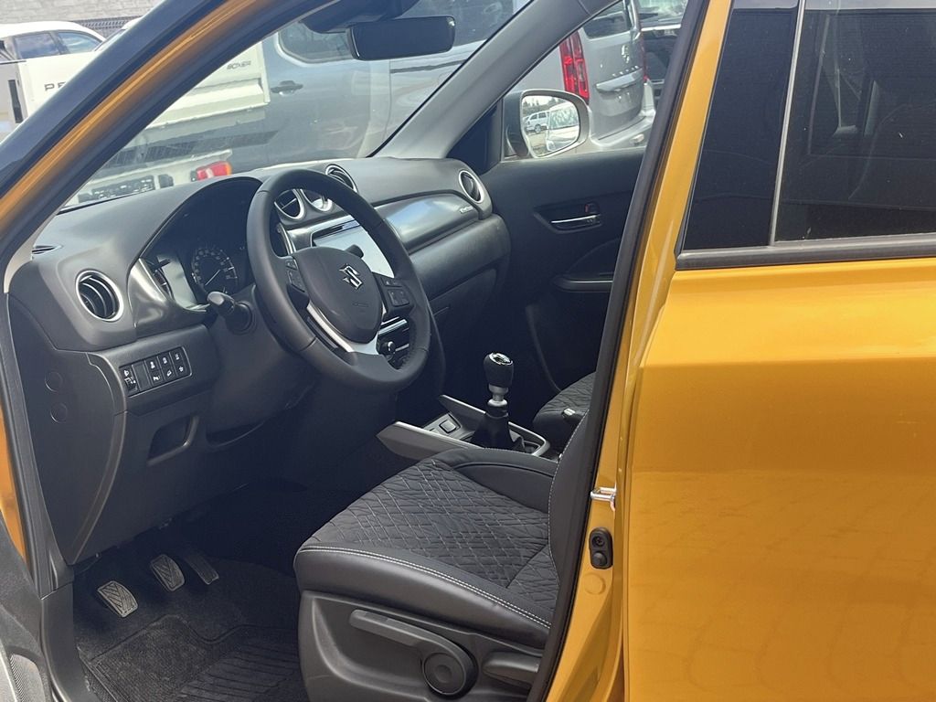 Suzuki Vitara, 1,4 Elegance AllGrip Panorama - fotka 4