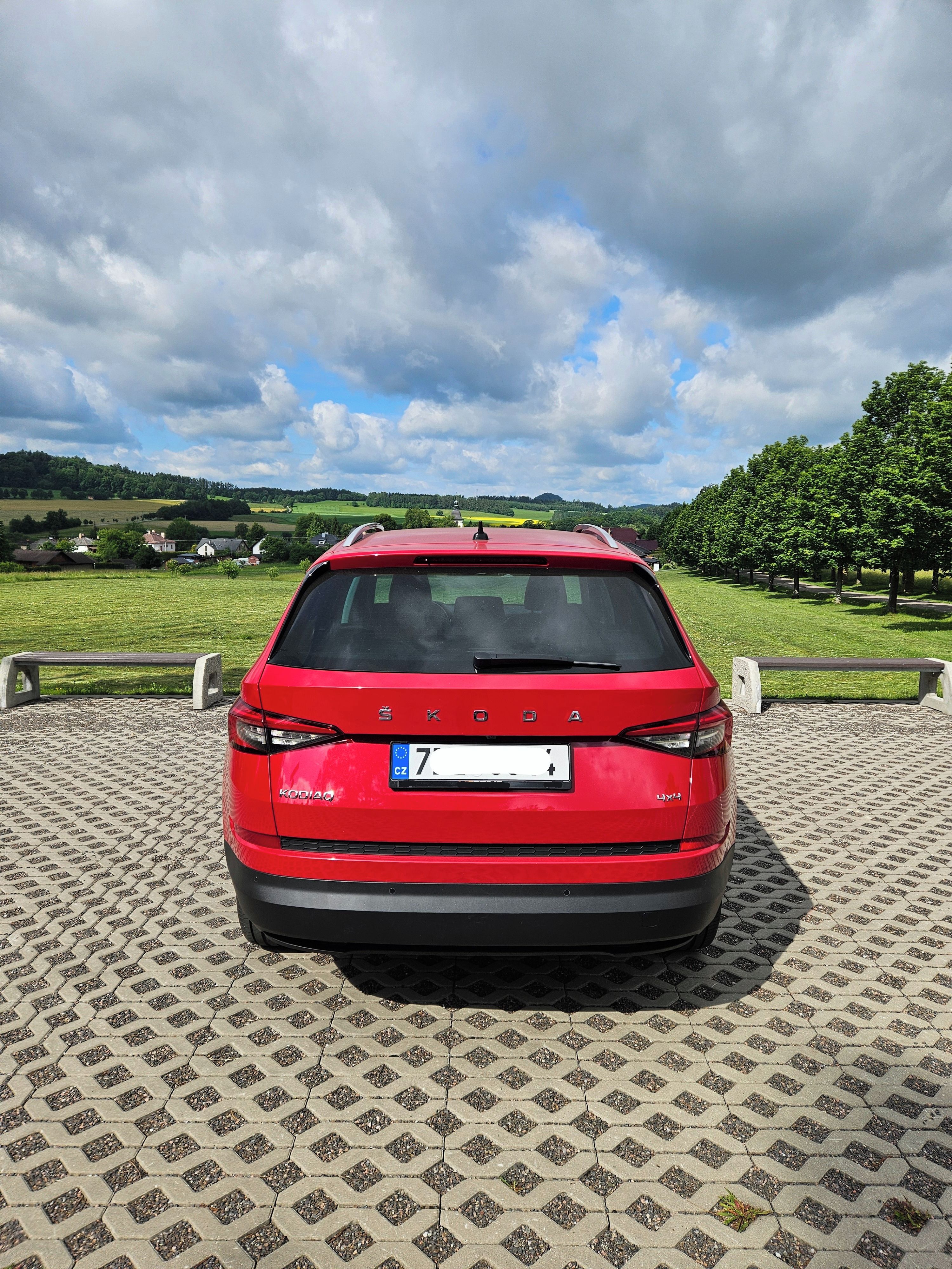 Škoda Kodiaq, 2.0l TDI STYLE EVO 4X4 WEBASTO - fotka 4