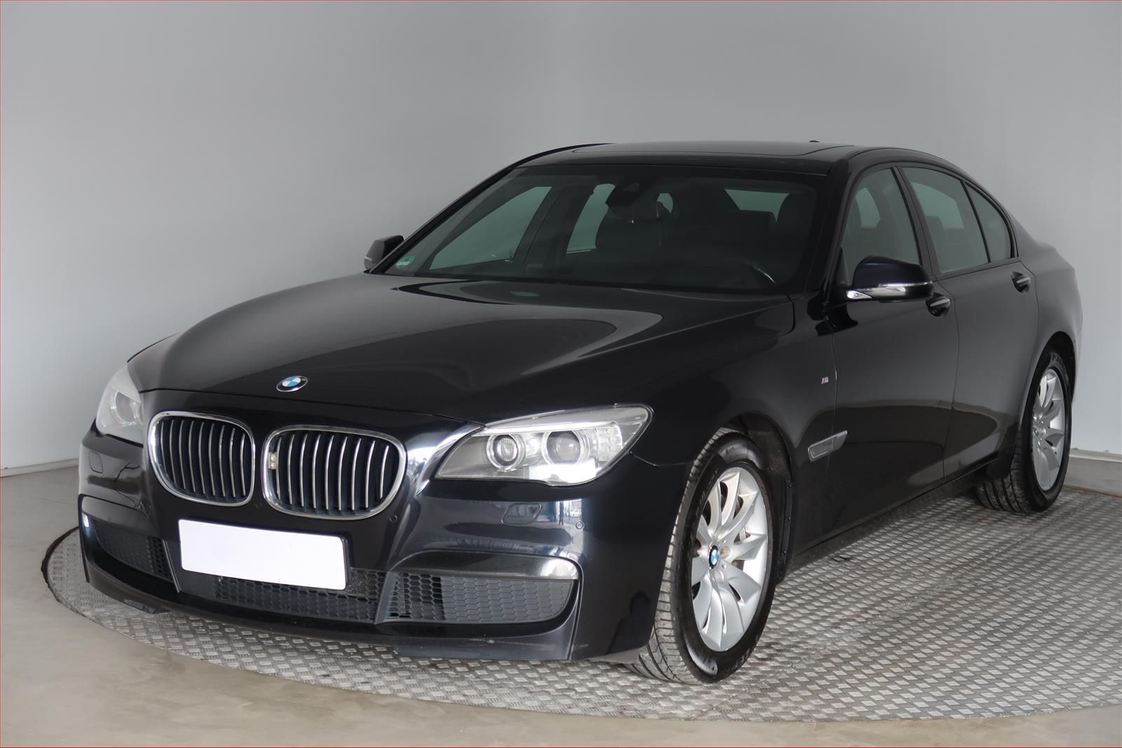 BMW Řada 7, 730d, Automat, Kůže - fotka 2