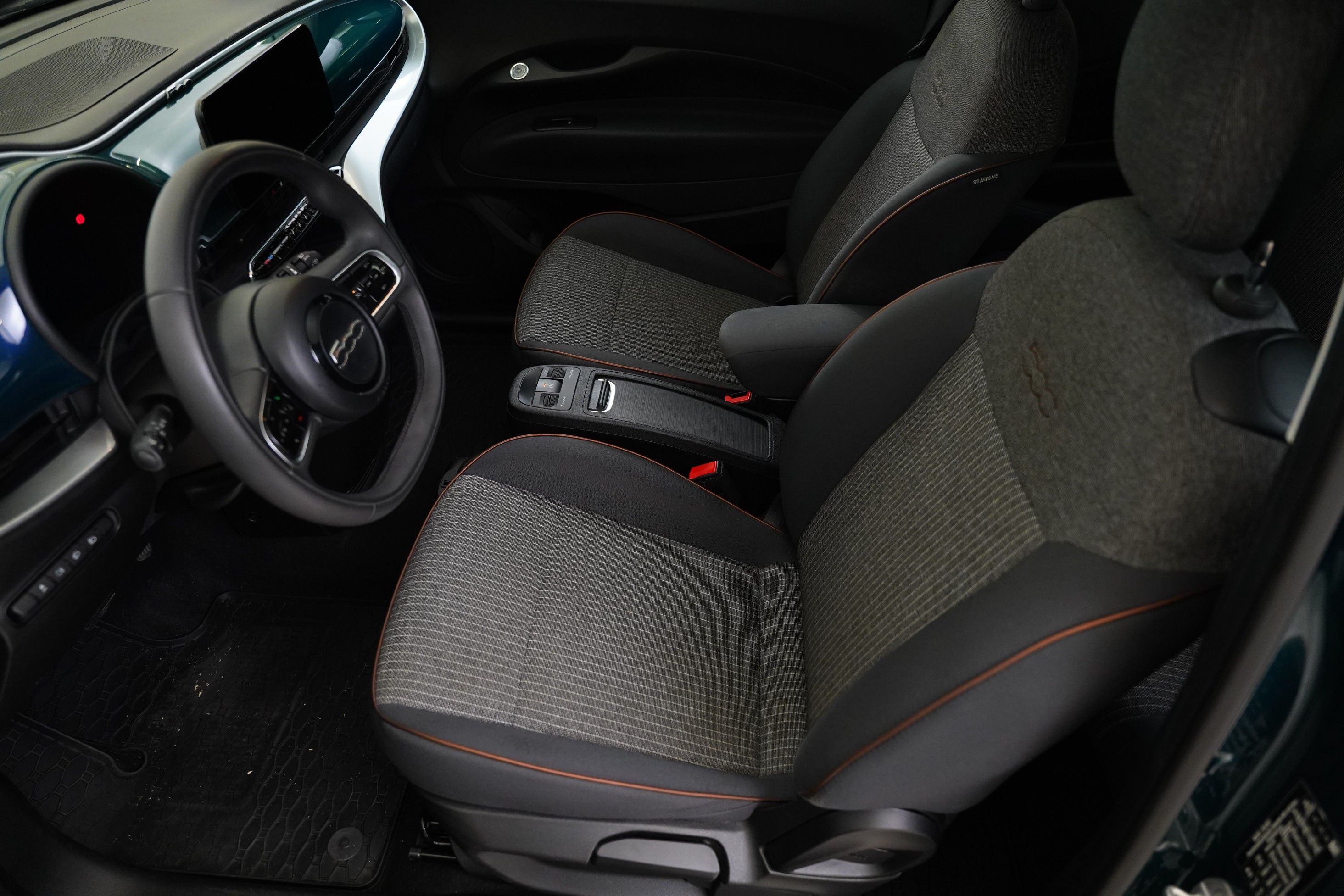 Fiat 500, 42kWh 118k - fotka 6
