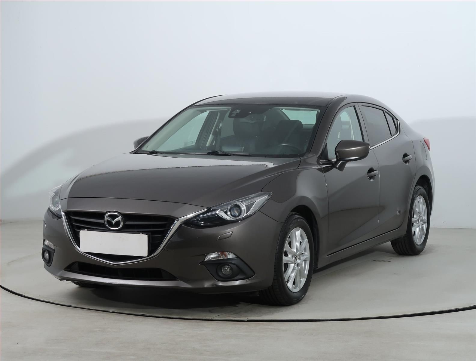 Mazda 3, 2.0 Skyactiv-G, Automat - fotka 2