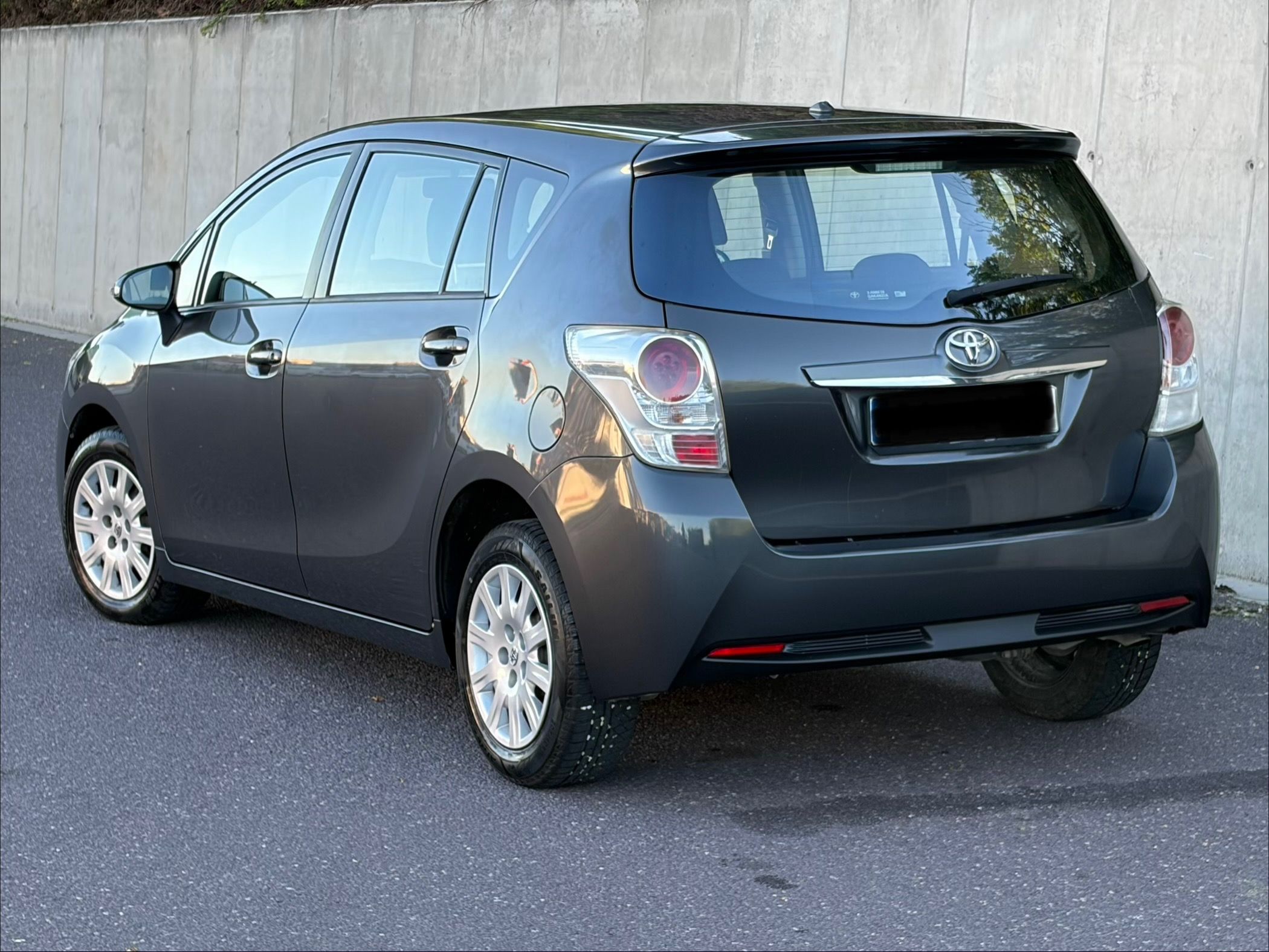 Toyota Verso, 7MÍST/1.6d 82kW/SERVIS TOYOTA/ - fotka 5