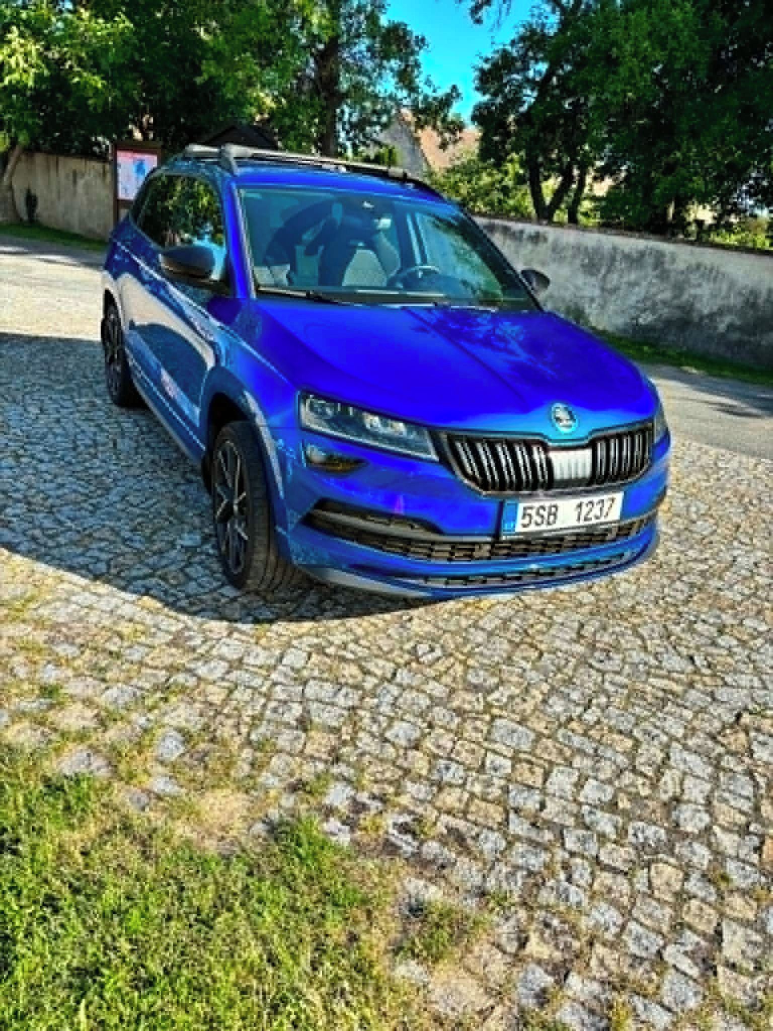 Škoda Karoq, 2.0 TDI -SPORTLINE, SERVISOVAN - fotka 5