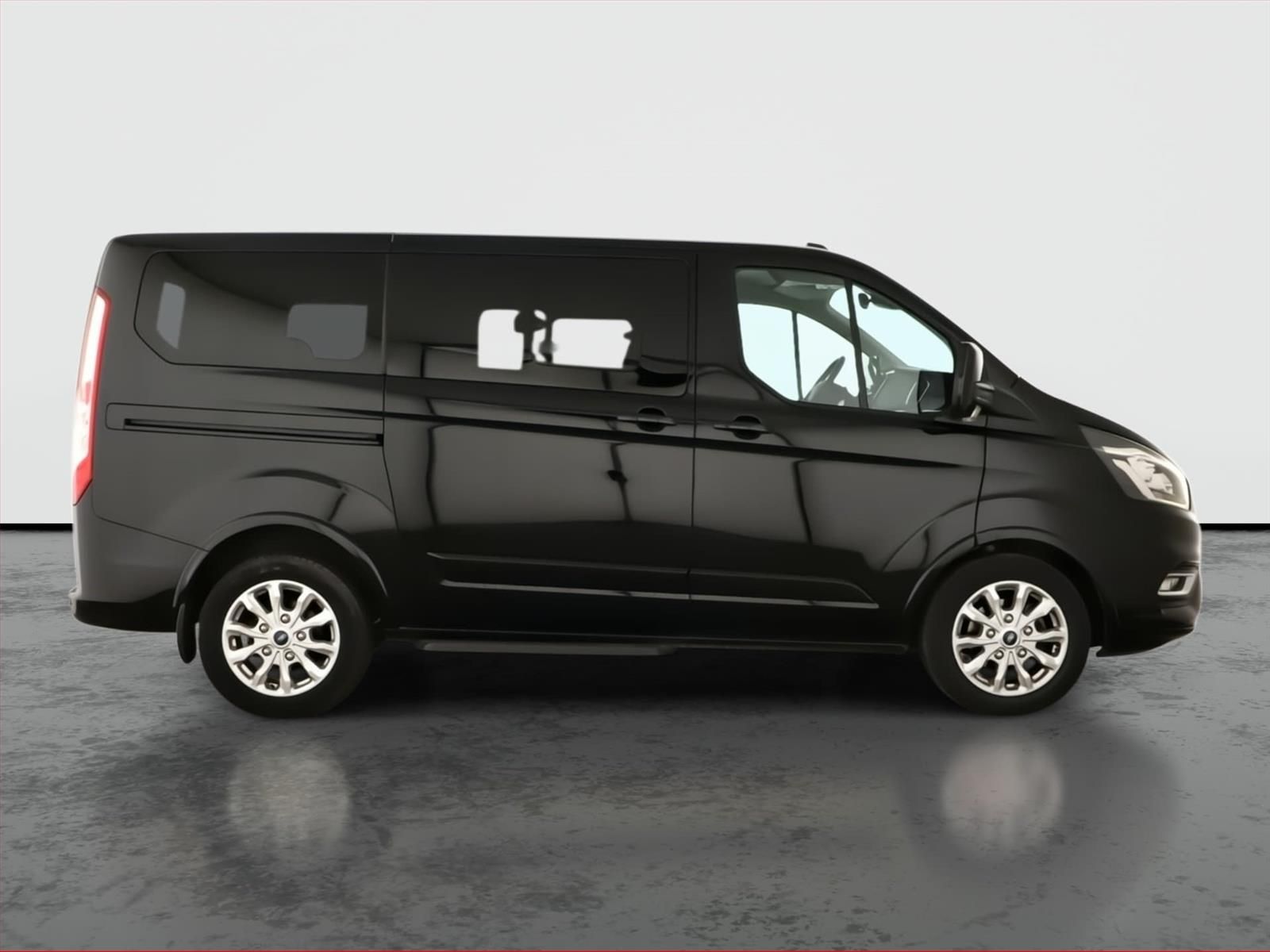 Ford Tourneo Custom, 2.0 EcoBlue, Titanium, Klima - fotka 6
