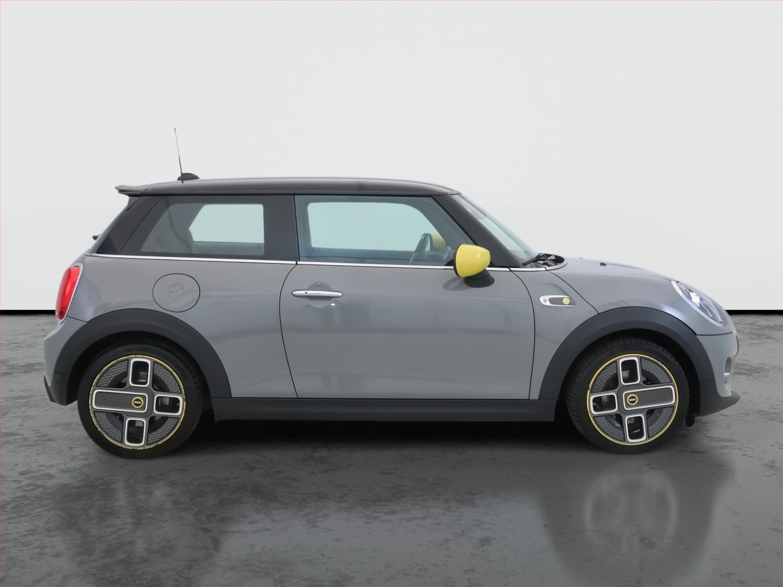 Mini, Cooper SE 32 kWh, SoH 96% - fotka 6