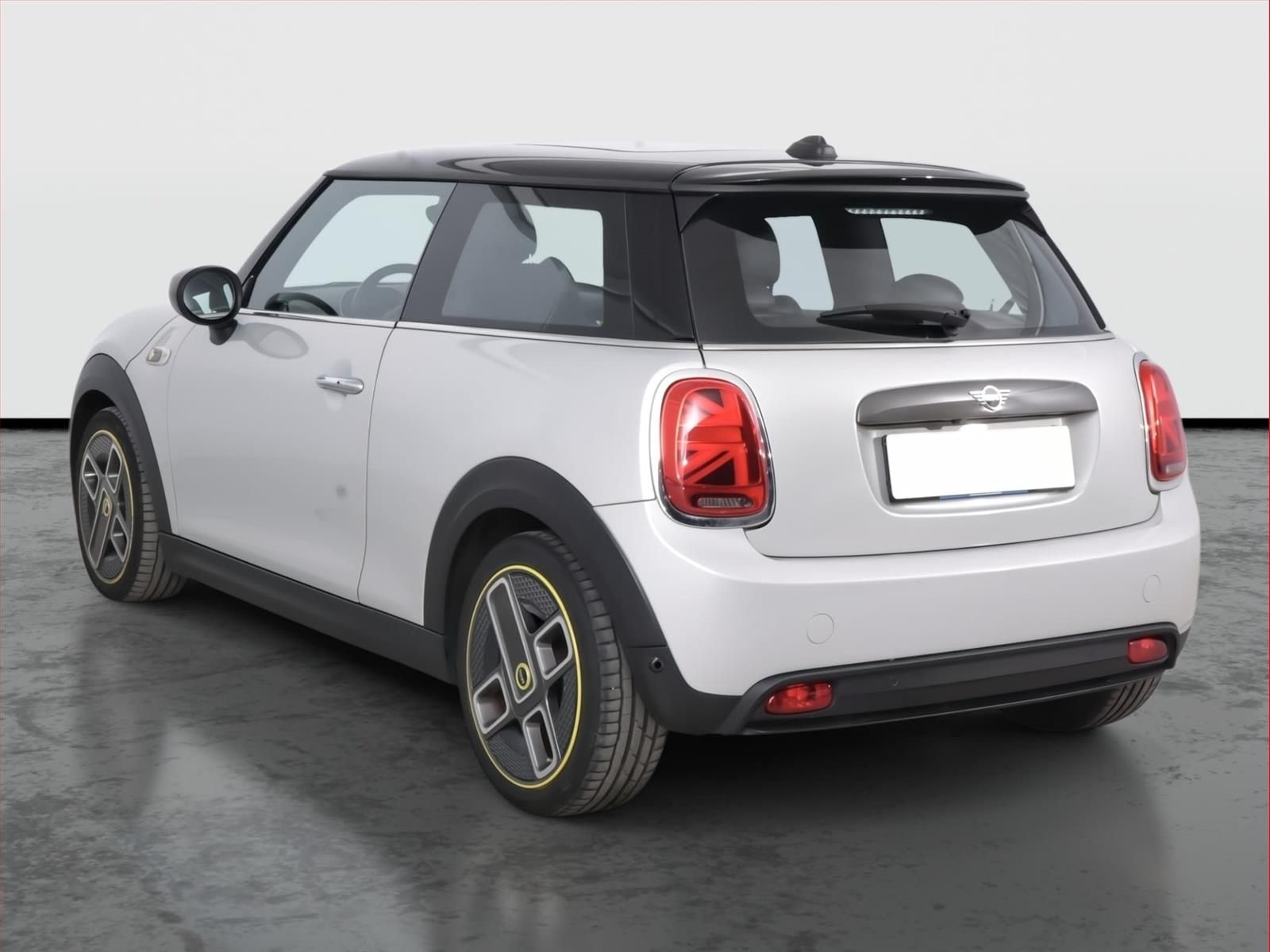 Mini, Cooper SE 32 kWh, SoH 96% - fotka 4