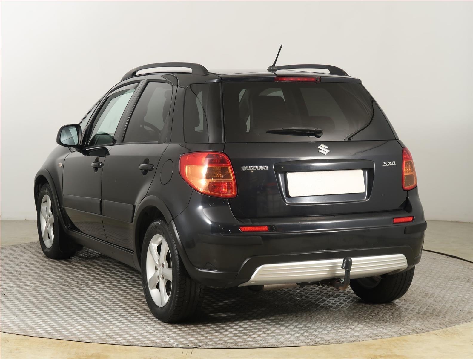 Suzuki SX4, 1.6 VVT, po STK, Tažné - fotka 4