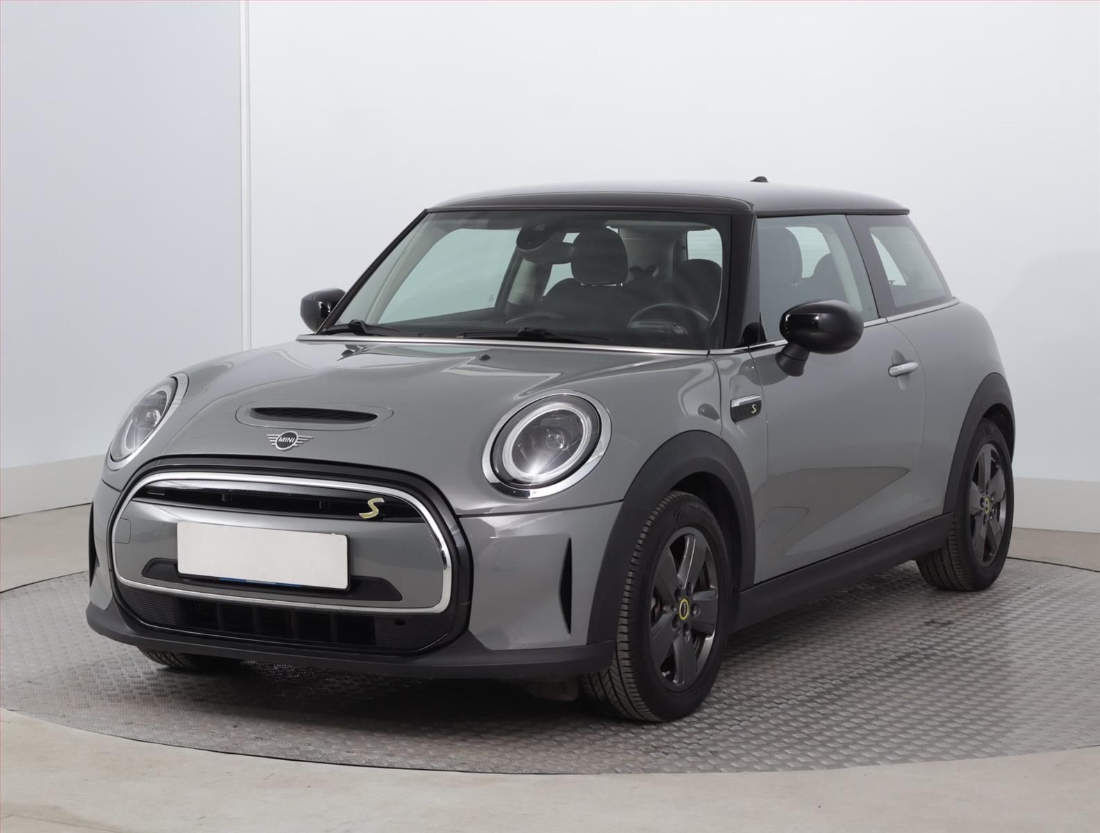 Mini, Cooper SE 32 kWh, SoH 98% - fotka 2