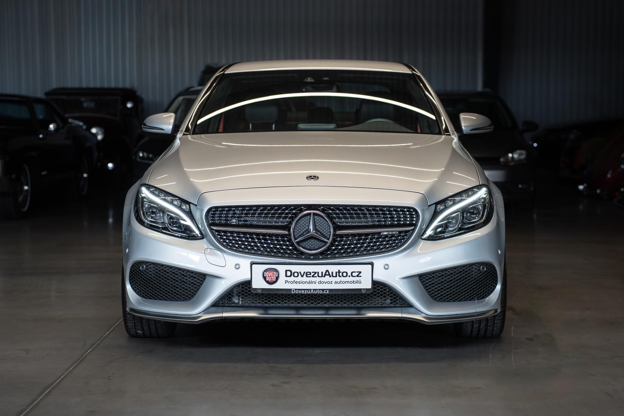 Mercedes-Benz Třídy C, C43 AMG BITURBO 4MATIC 270 kW - fotka 2