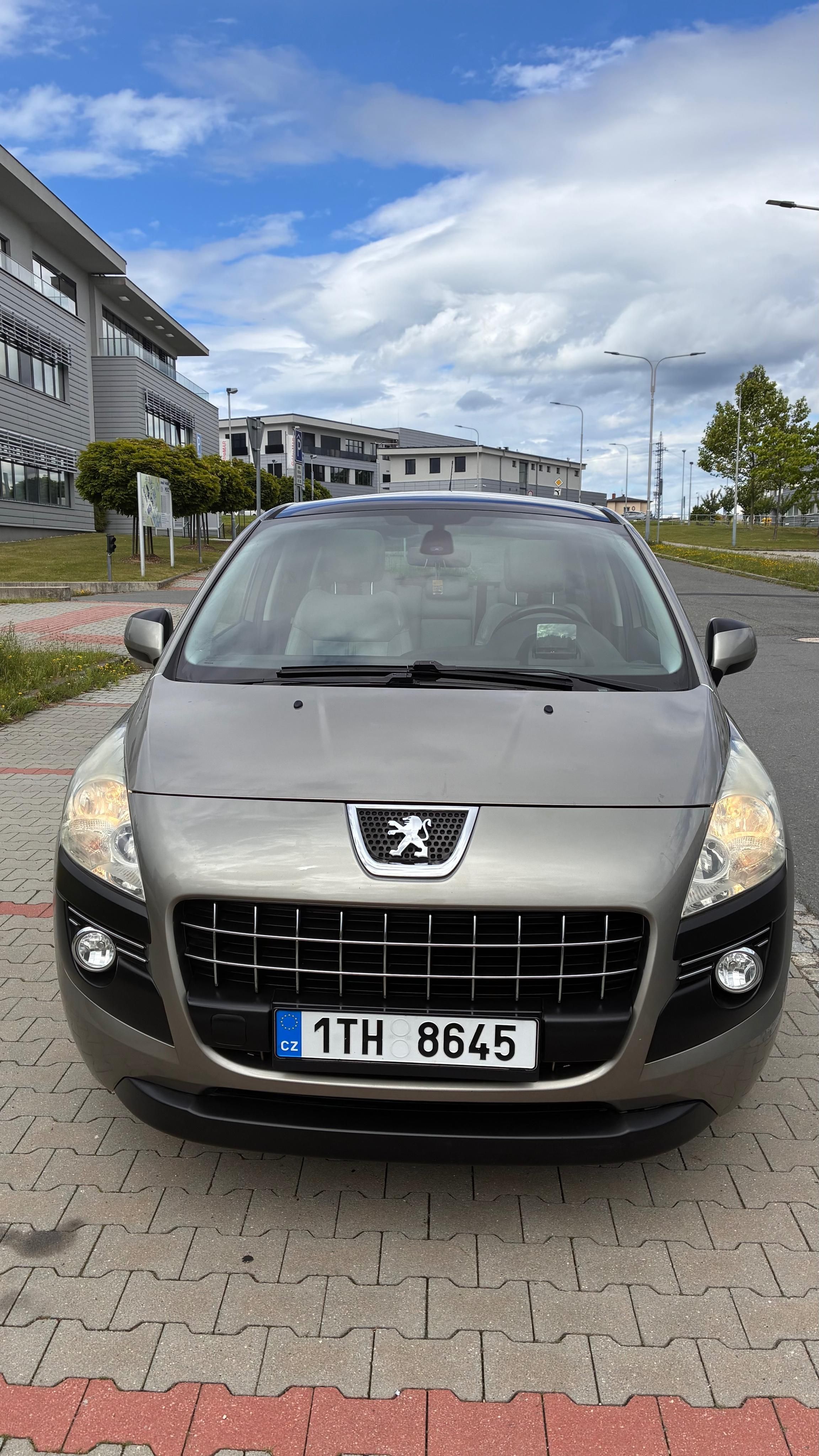Peugeot 3008, 1,6HDi 82kW novaSTK servisovan - fotka 2