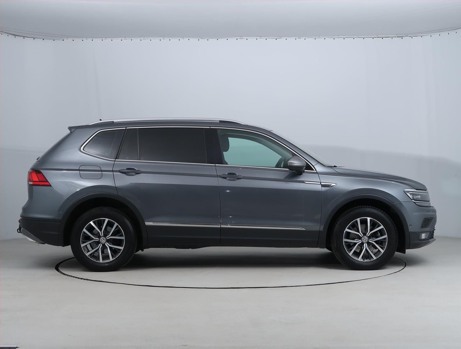 Volkswagen Tiguan Allspace, 2.0 TDI, Automat - fotka 6