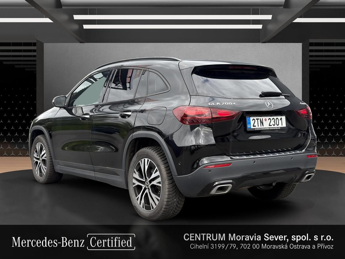 Mercedes-Benz GLA, 200d , CZ, 1. majitel - fotka 3