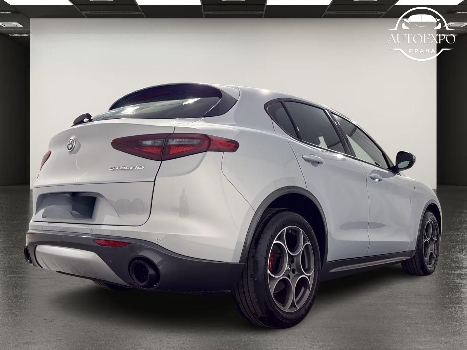 Alfa Romeo Stelvio, 2.2 d Q4 |BI-XENON - fotka 6