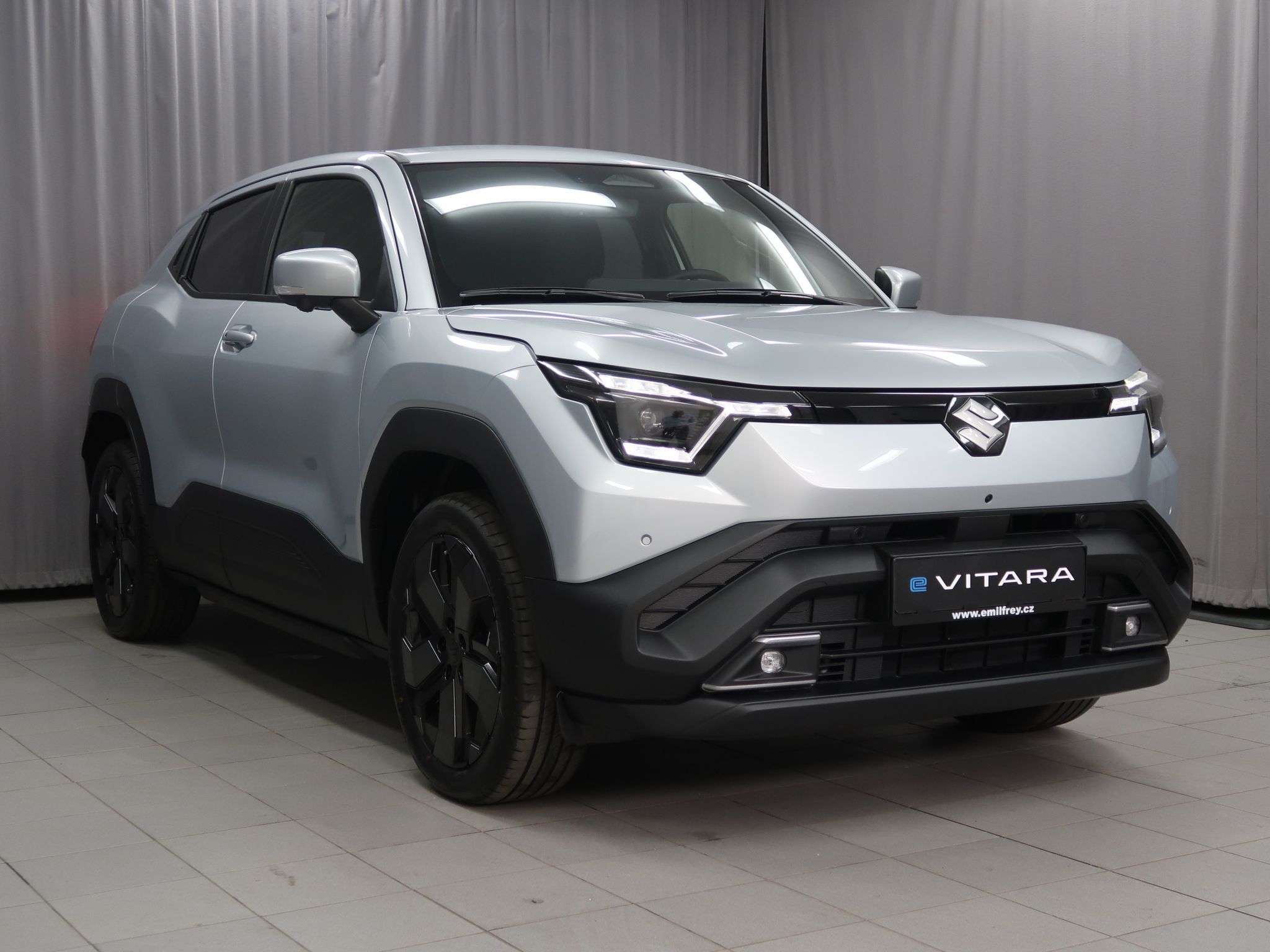 Suzuki Vitara, Elegance 4x4 - vůz na cestě - fotka 3