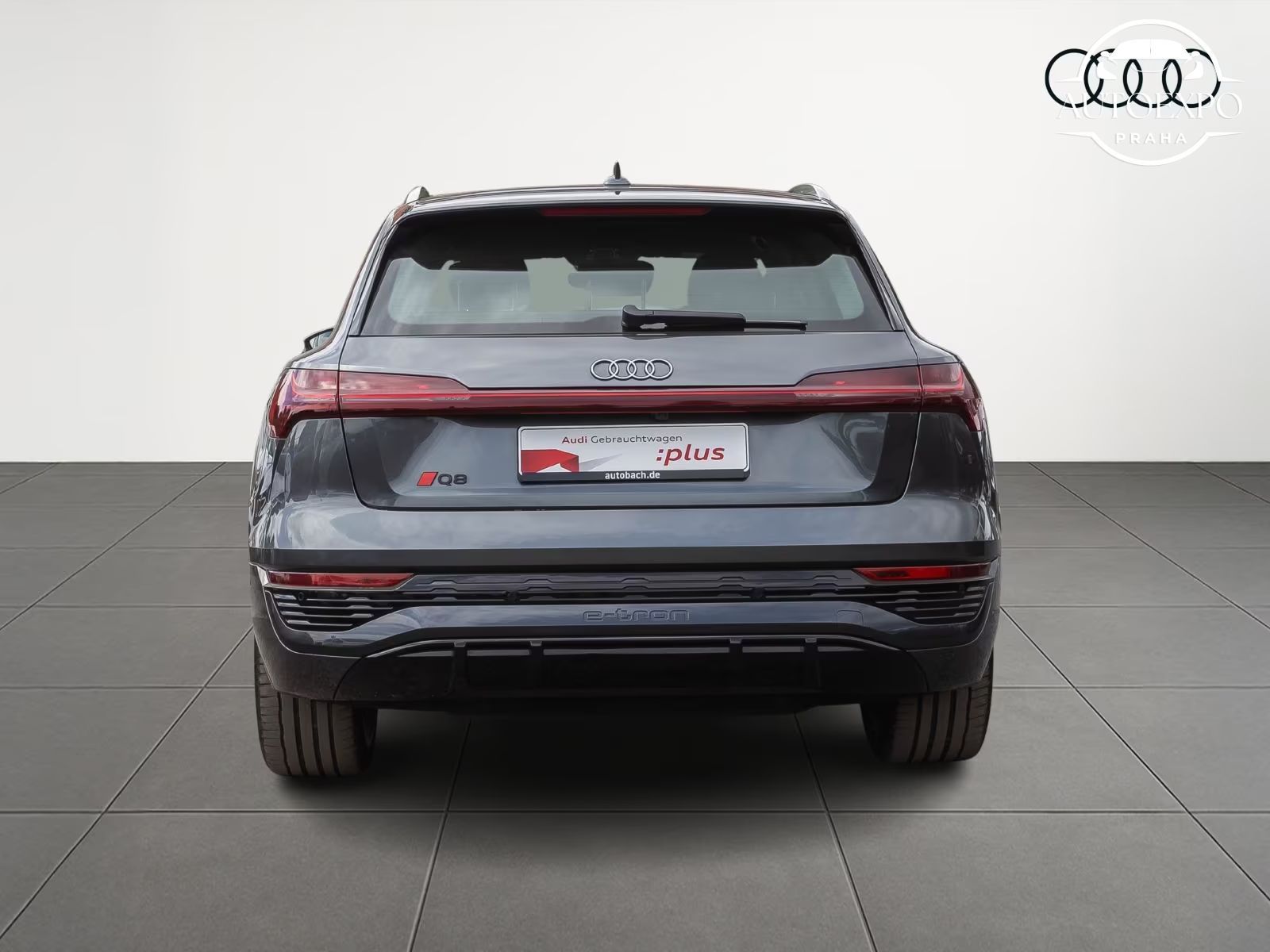 Audi Q8 e-tron, S line 55 Navi Matrix - fotka 5