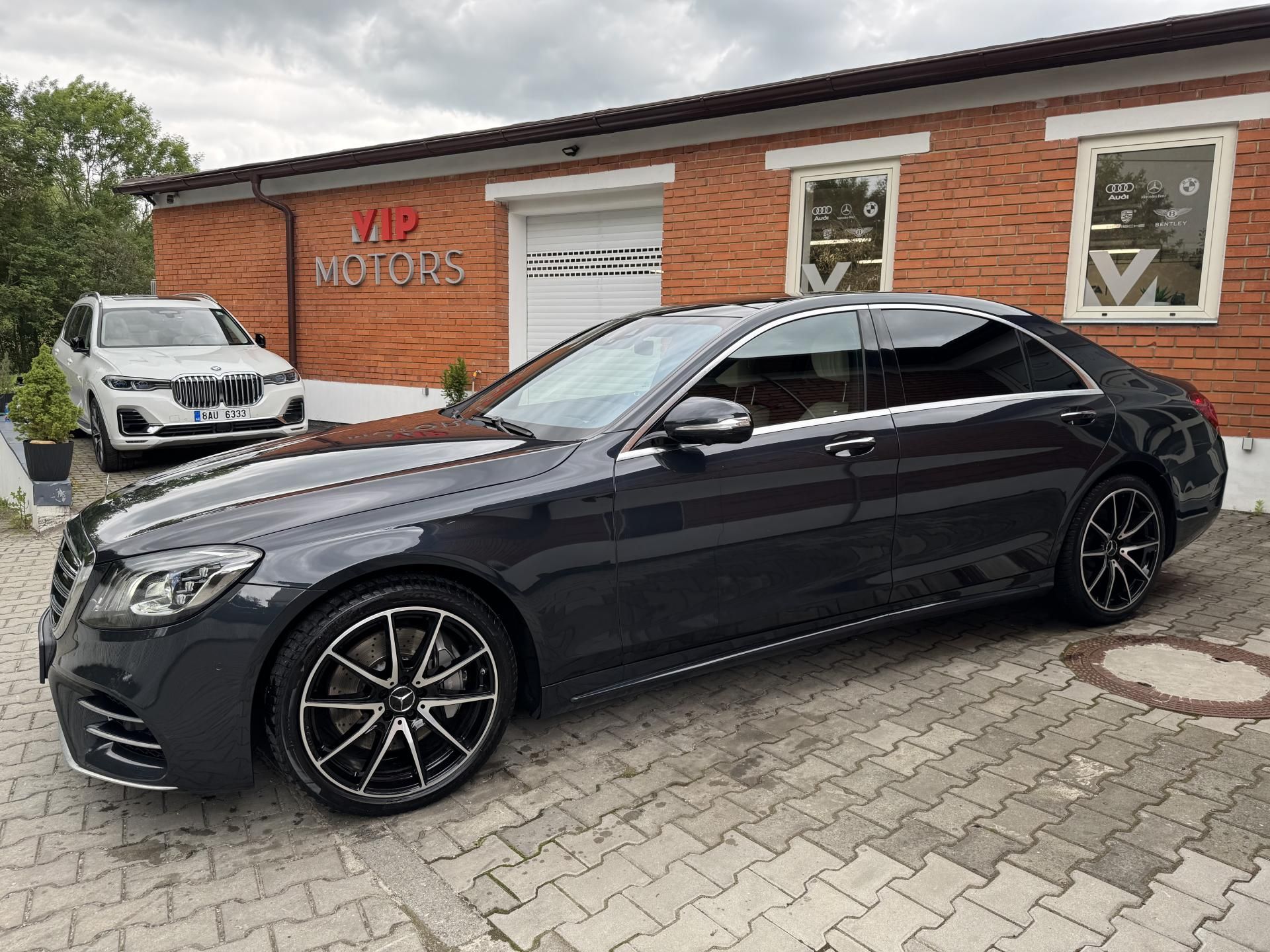 Mercedes-Benz Třídy S, S400d-L-4M-AMG-R20-BURM-ČR - fotka 2